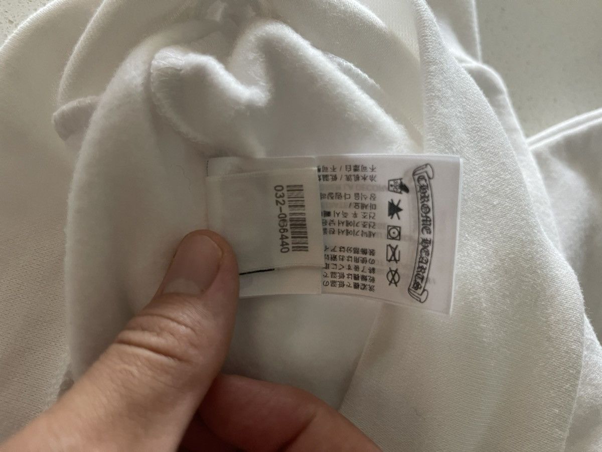 Chrome Hearts Chrome Hearts Neck Arm Logo White Crewneck Size US XL / EU 56 / 4 - 10 Thumbnail