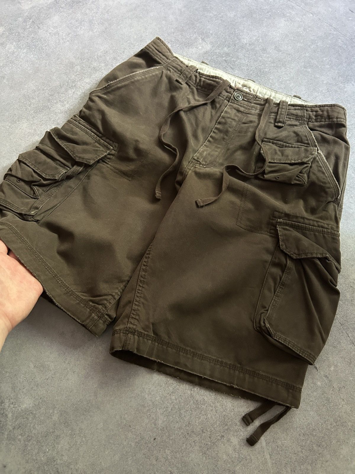 Gap × Japanese Brand × Vintage Vintage Gap Cargo Multi-pocket shorts mens japan style Size US 34 / EU 50 - 4 Thumbnail