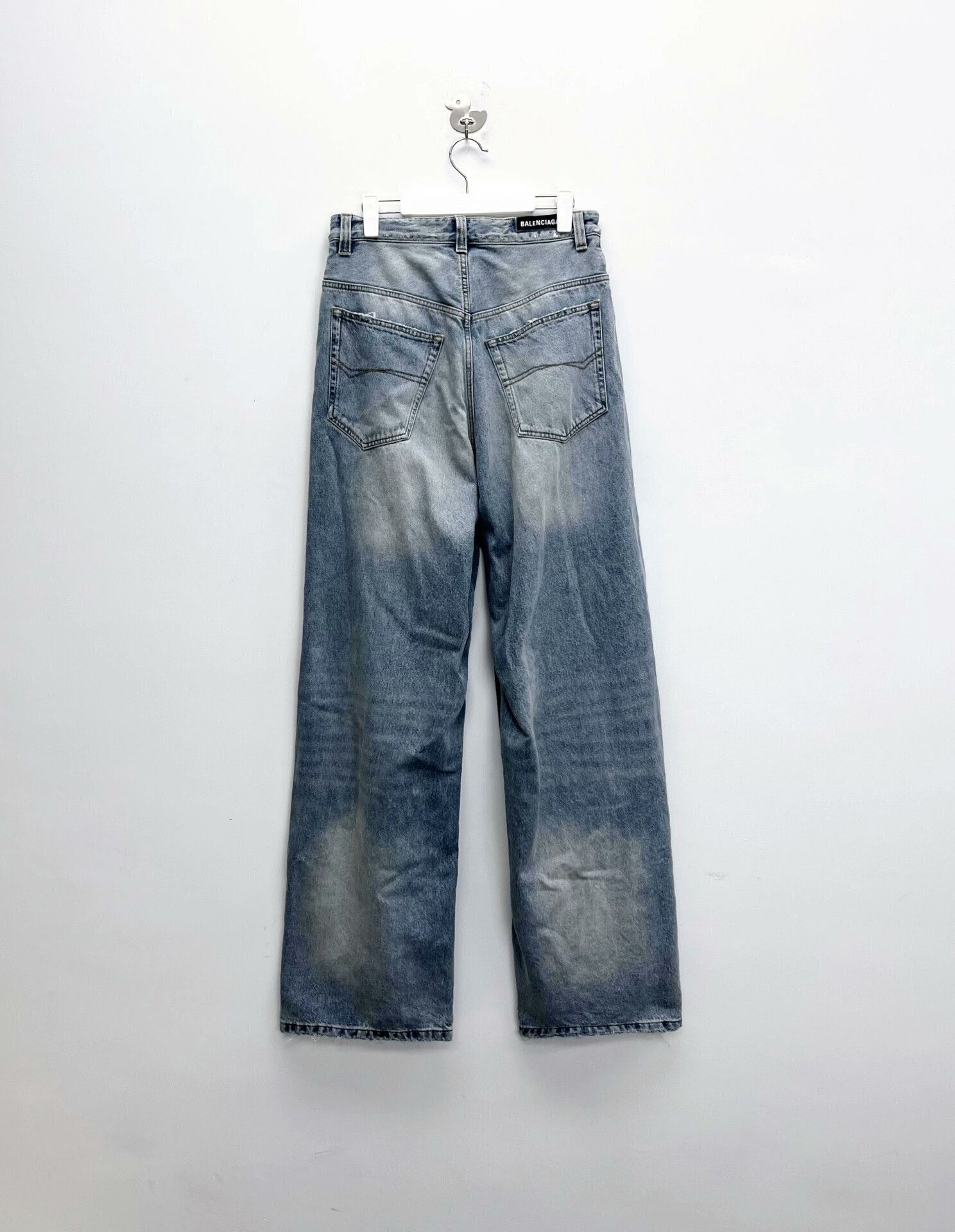 Balenciaga balenciaga distressed denim pants with logo Size US 32 / EU 48 - 1 Thumbnail