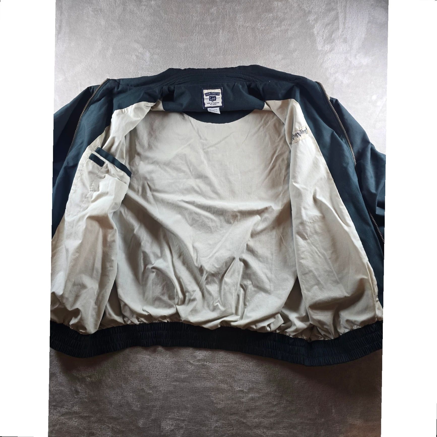 Lee VINTAGE Lee Bomber Jacket Mens XL Green Casual Collection Full Zip Lined Logo Embroidered Zip Pockets Elastic Waist Windbreaker Solid Spring Fall Size US XL / EU 56 / 4 - 7 Thumbnail