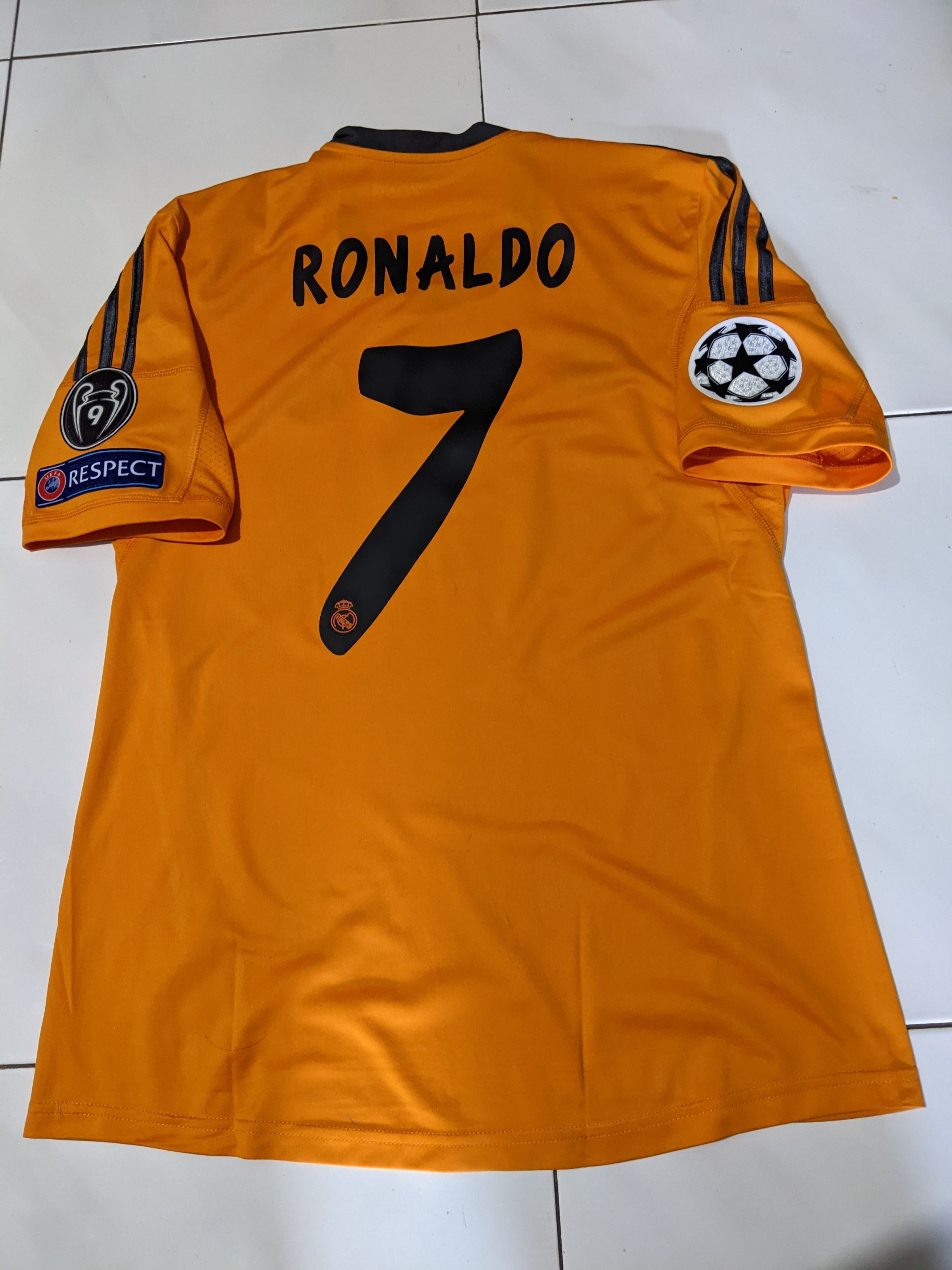 Adidas Real Madrid third 2013-14 Jersey Cristiano Ronaldo 7 Size US M / EU 48-50 / 2 - 2 Thumbnail