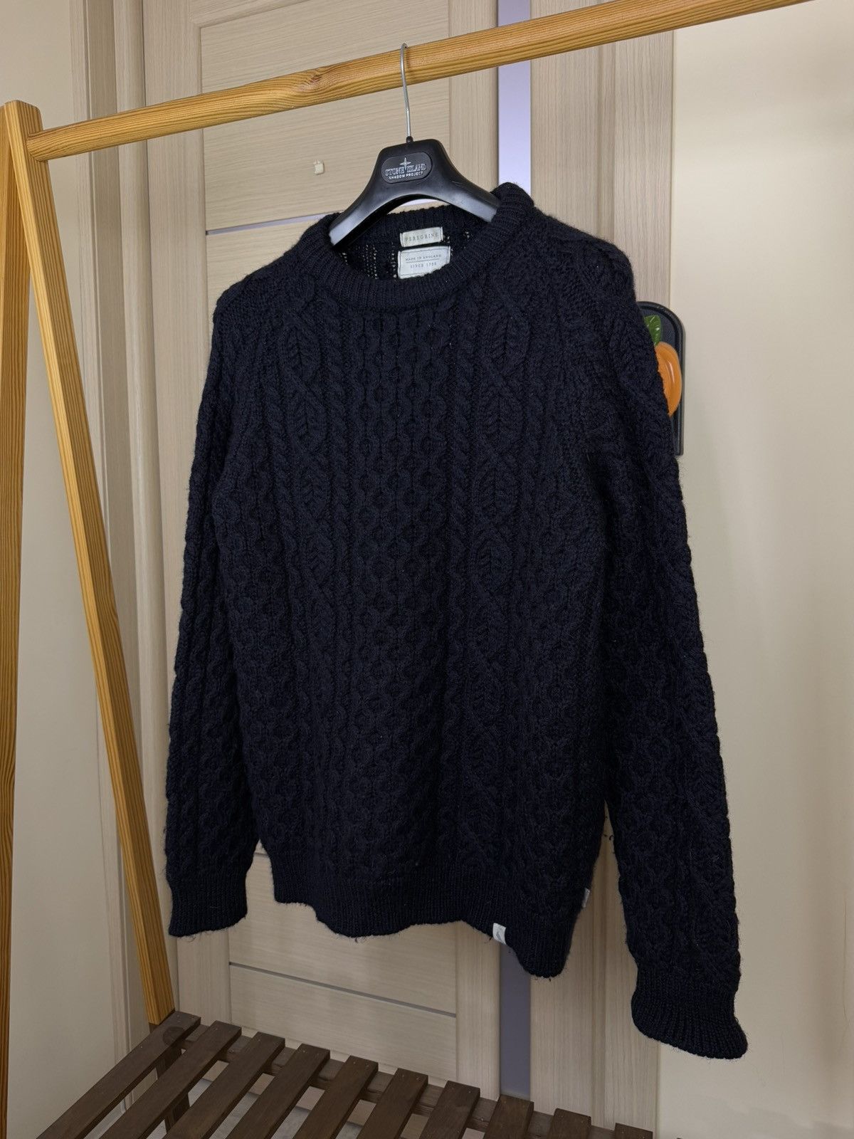 Peregrine Peregrine Hudson Navy Aran Knit British Wool Jumper size L Size US L / EU 52-54 / 3 - 4 Thumbnail