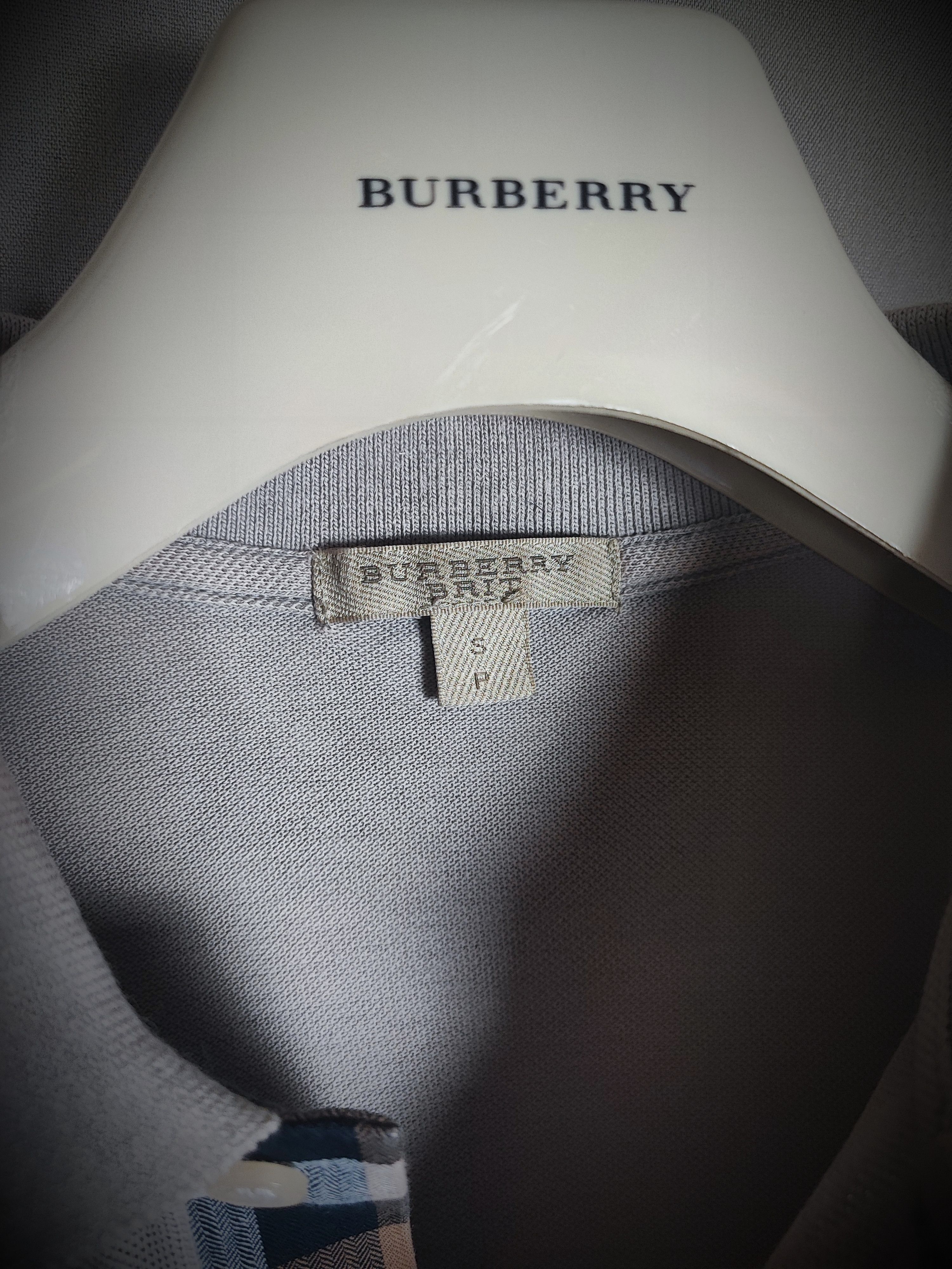 Burberry 🔥 Burberry Polo size S tan🔥 Size US S / EU 44-46 / 1 - 5 Thumbnail