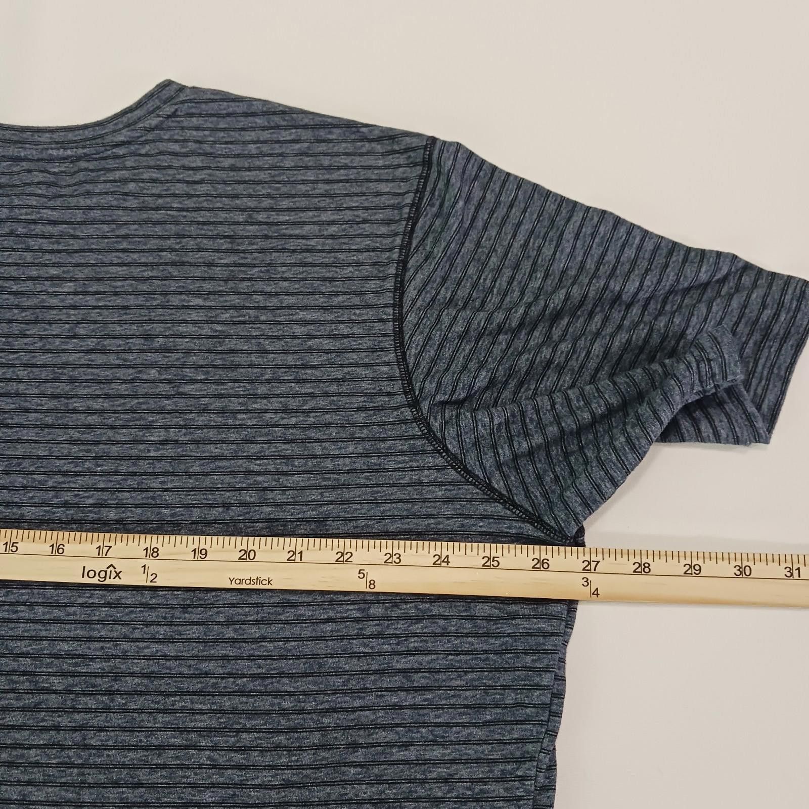 Columbia Columbia Omni-Wick AM6982 Men's Gray Stripes T-Shirt 2XL Size US XXL / EU 58 / 5 - 5 Thumbnail
