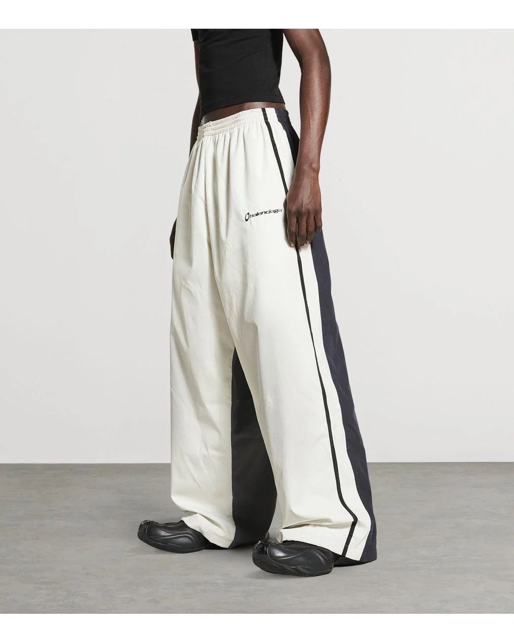 Balenciaga Balenciaga 50/50 tracksuit pants white Size US 32 / EU 48 - 12 Thumbnail