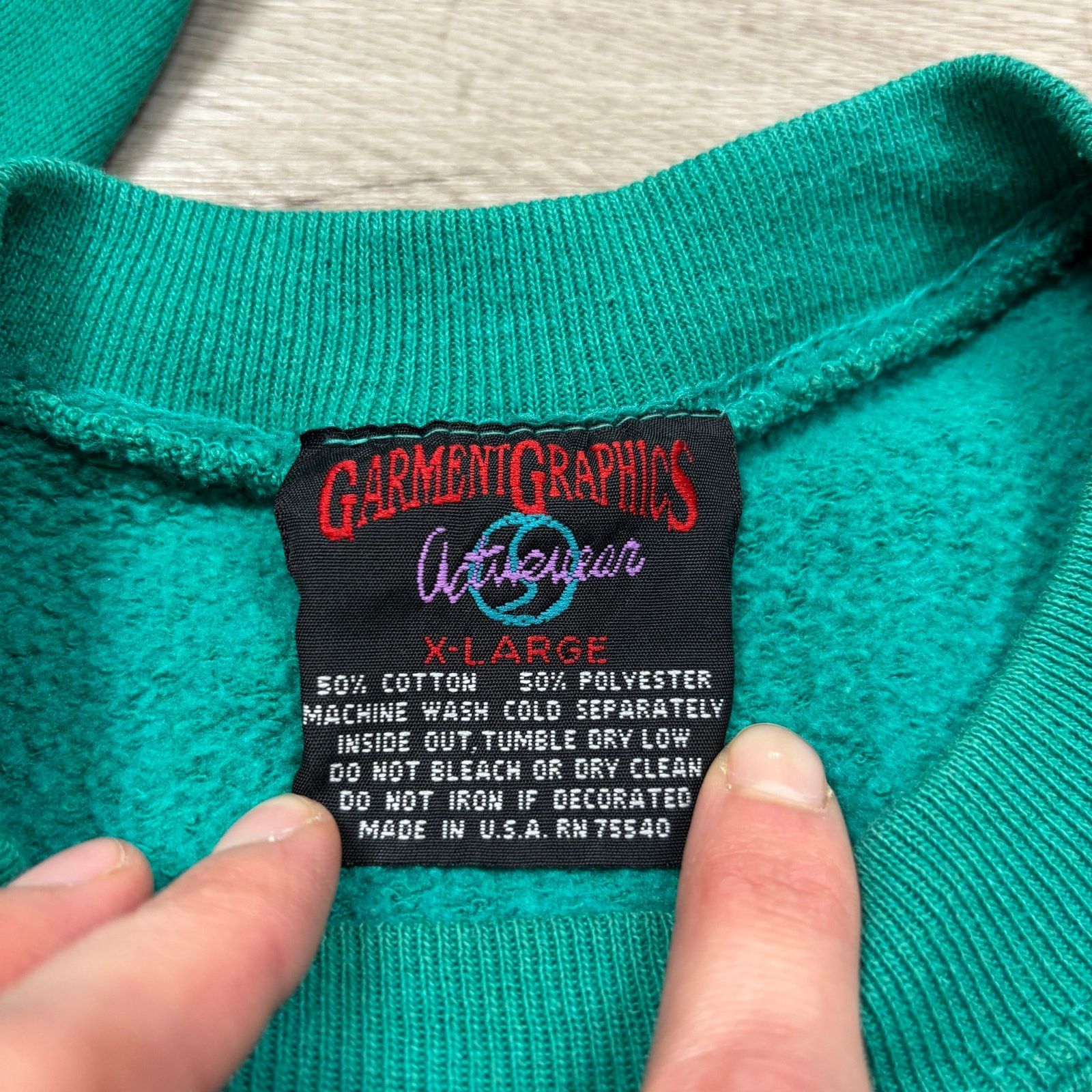 Vintage × Warner Bros Vintage 1993 Warner Bros Looney Tunes Taz Sweatshirt Mens XL Size US XL / EU 56 / 4 - 5 Thumbnail