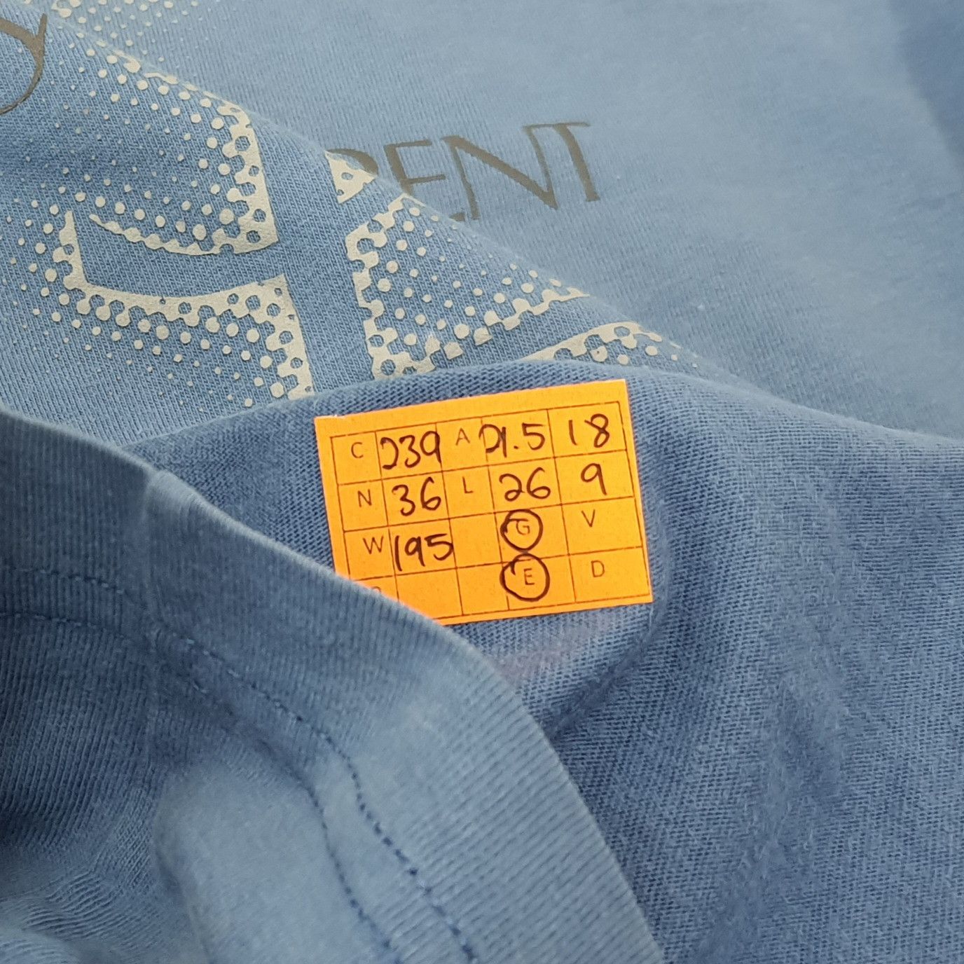 Yves Saint Laurent Vintage YSL Yves Saint Laurent Tshirt C239N36 Size US L / EU 52-54 / 3 - 6 Thumbnail