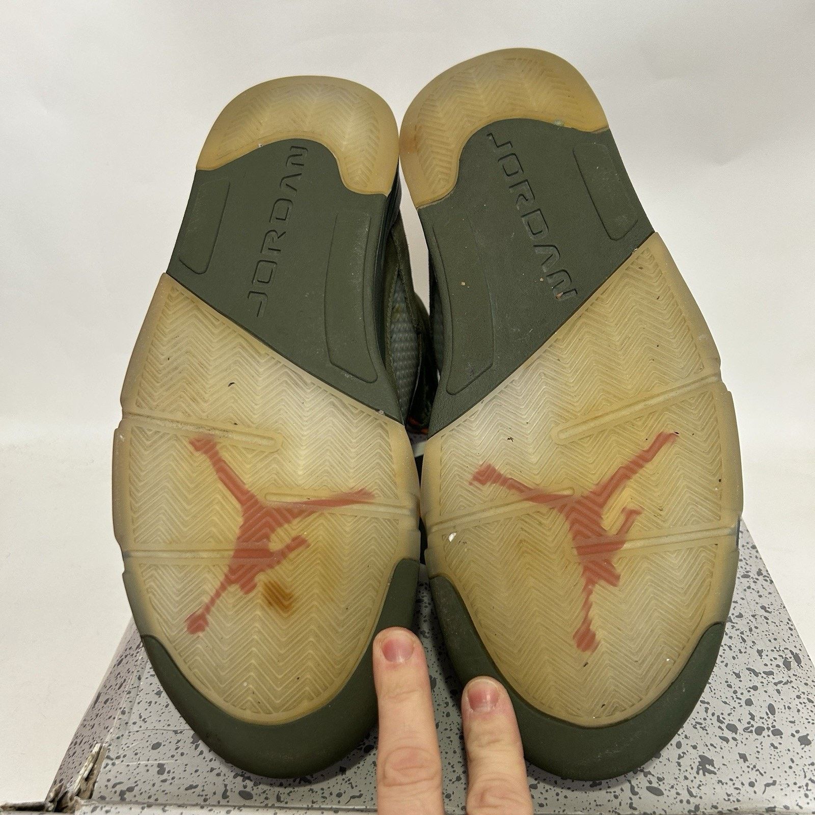 Jordan Brand Nike Air Jordan 5 Retro OG “Olive/Green Orange Grey” Size US 13 / EU 46 - 7 Thumbnail