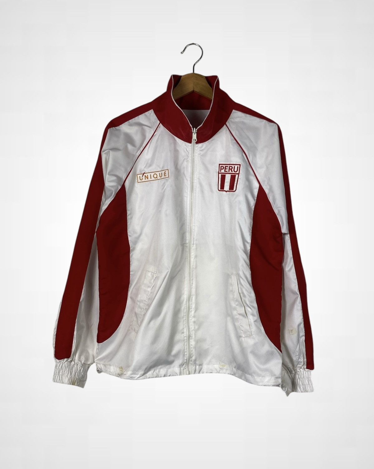 The Unbranded Brand Vintage Peru Windbreaker Sport Suit Jacket Size US L / EU 52-54 / 3 - 1 Thumbnail