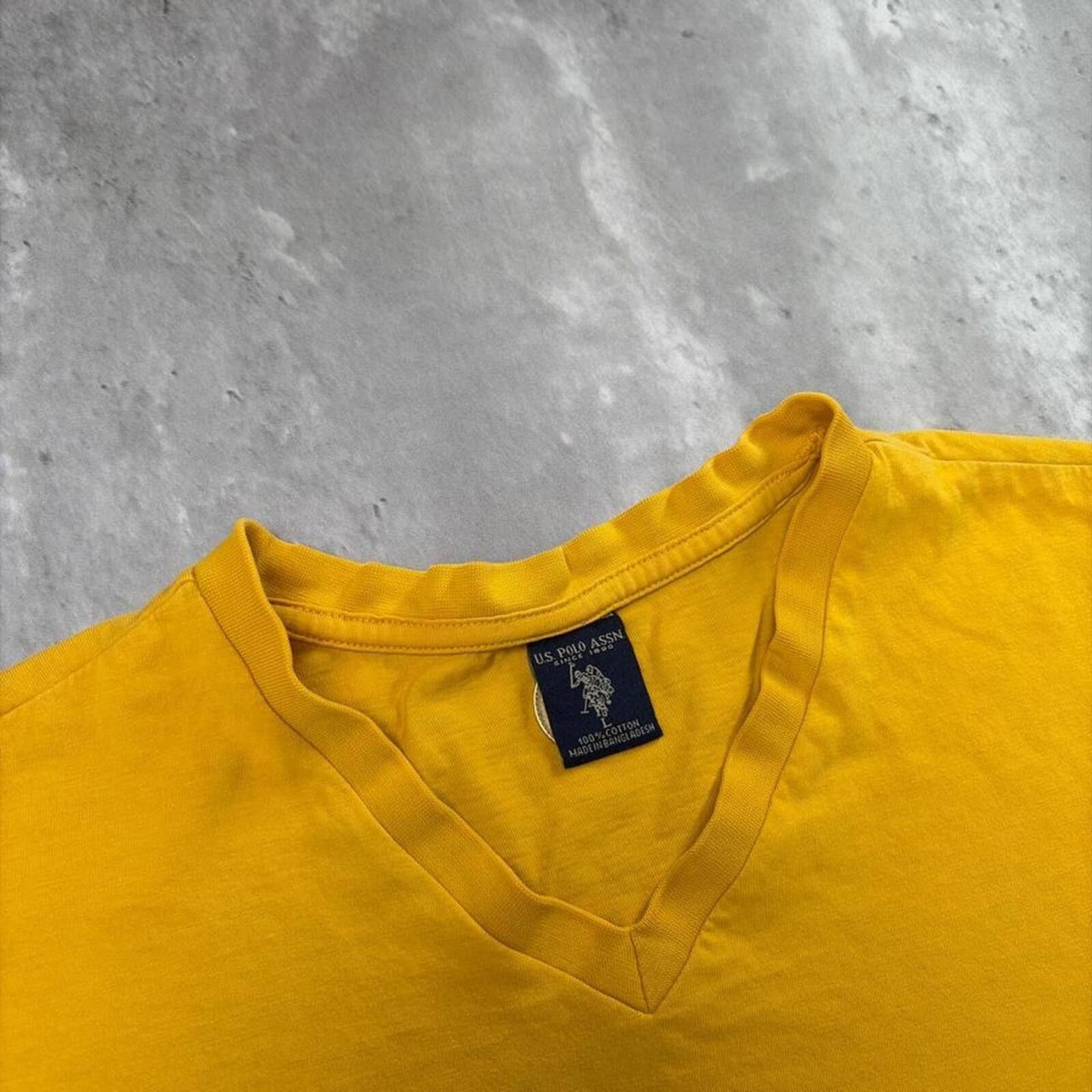 U.S. Polo Assn. Y2K Yellow U.S. Polo Assn Grunge Skater T-Shirt Size US L / EU 52-54 / 3 - 3 Thumbnail