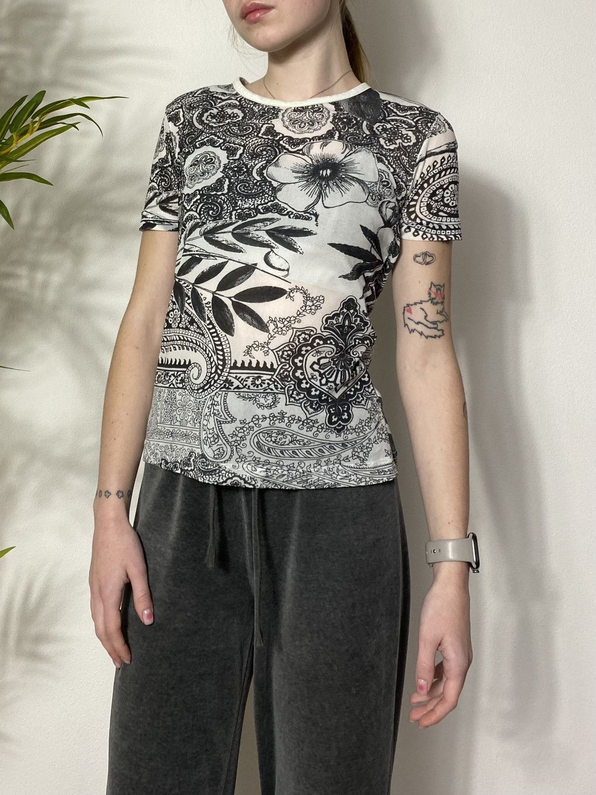 Vintage VINTAGE TATTO MESH AVANT GARDE TEE SHIRT Size M / US 6-8 / IT 42-44 - 2 Thumbnail