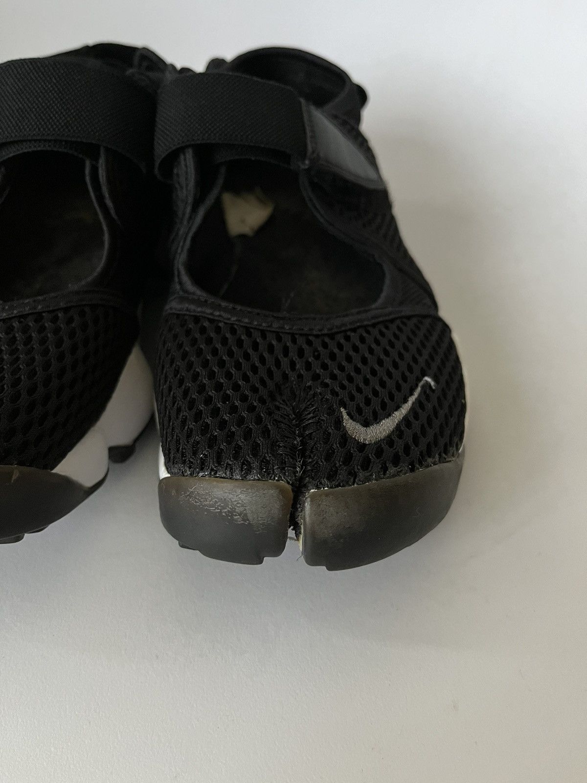Nike Iconic Nike Air Rift “ Tabi ” Size US 7 / IT 37 - 10 Thumbnail