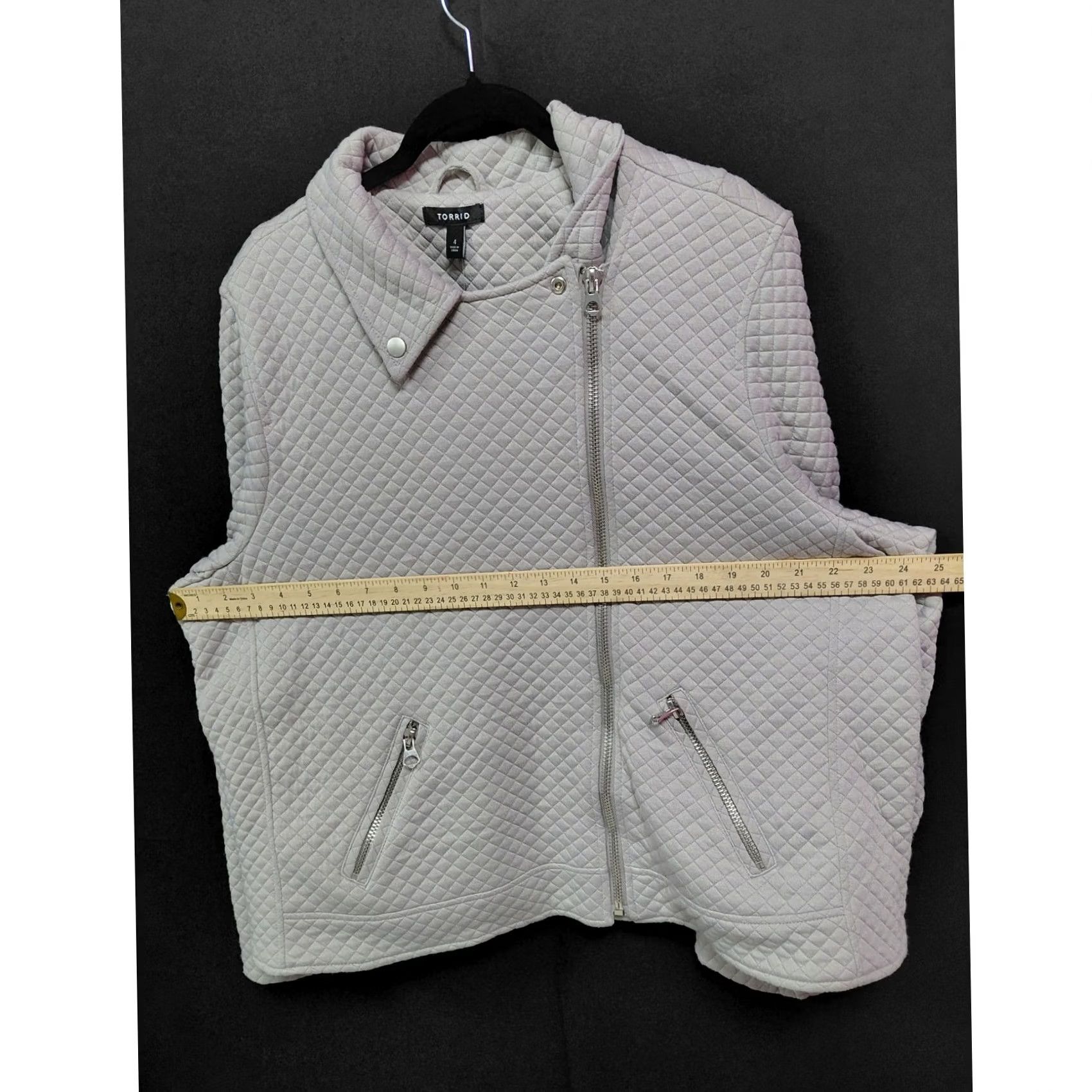 Torrid TORRID Quilted Jacket Gray Long Sleeve Full Zip Women Size 4 Size S / US 4 / IT 40 - 5 Thumbnail