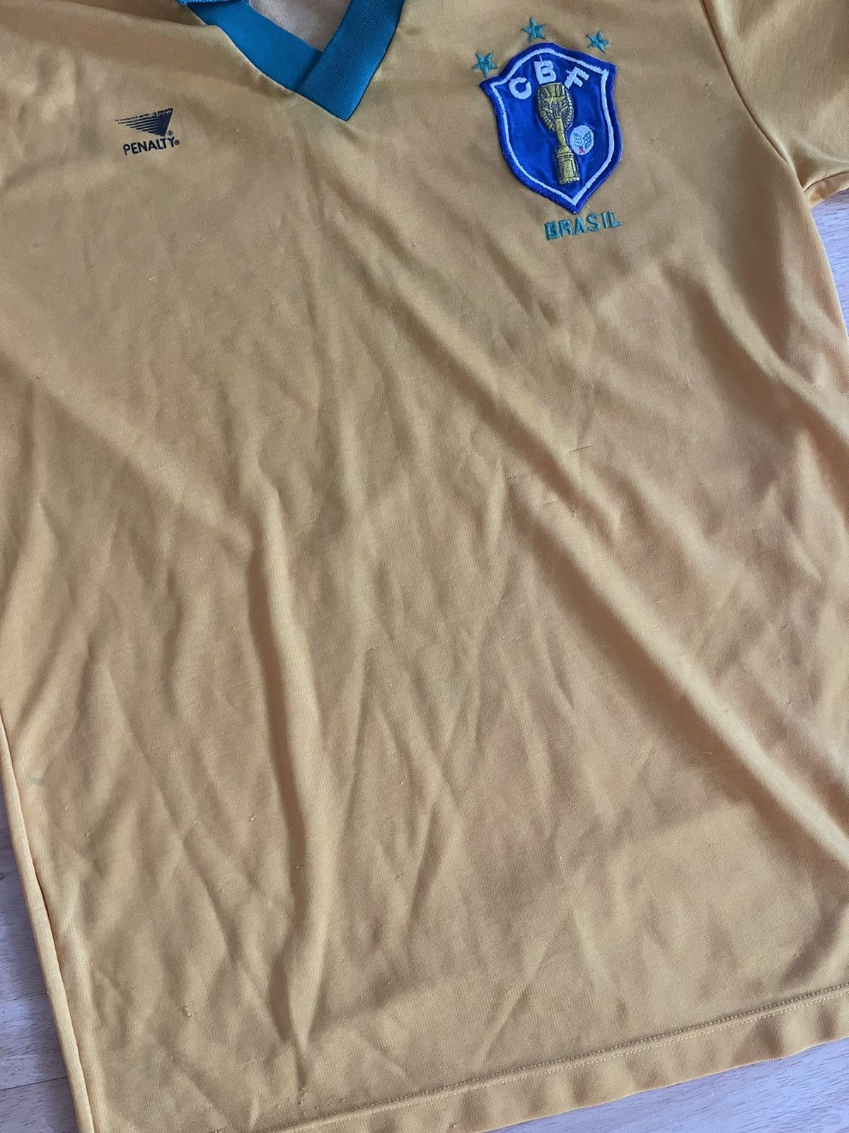 Penalty Incredibly Rare 1985 Brazil Home Football Shirt (M) Size US M / EU 48-50 / 2 - 6 Thumbnail