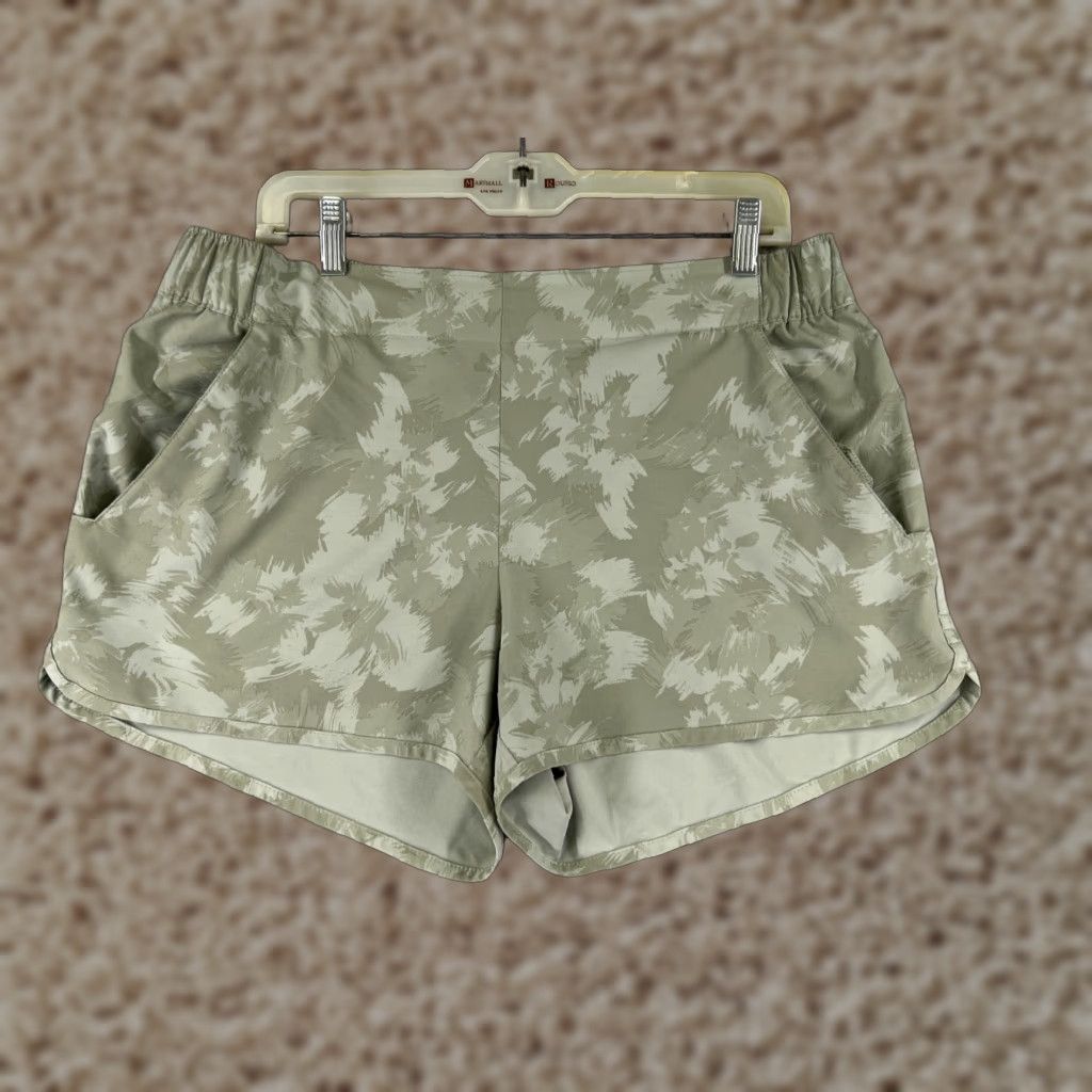 Vintage Columbia Shorts Womens Cargo 5-Pocket Elastic Waist Camouflage Green Polyester Blend Mulitple Inseam 4in Regular Large 36" Waist 36x4 Size 36" / US 14 / IT 50 - 1 Thumbnail