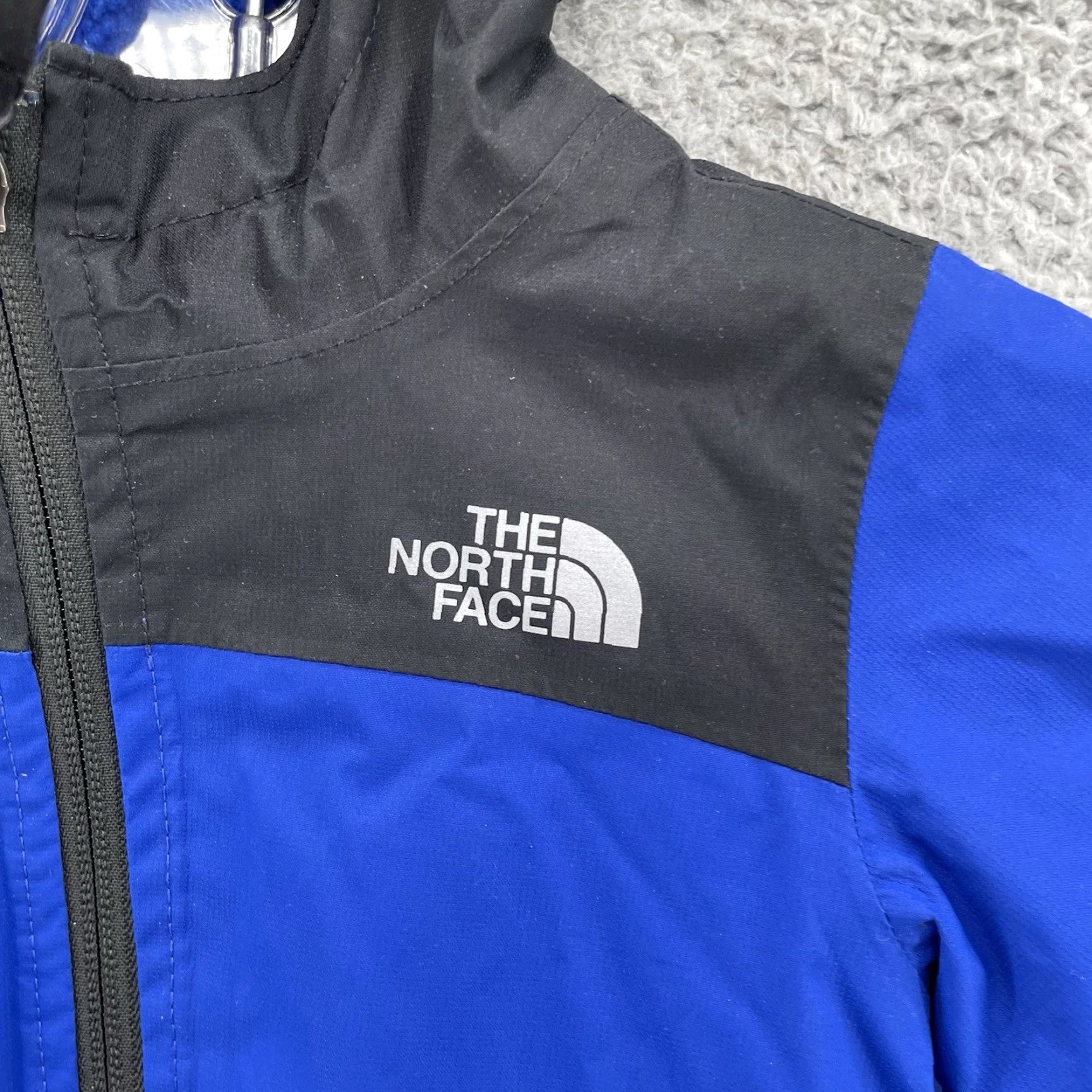 The North Face Dryvent Jacket Kids 6-12 M Blue Unisex Puffer Sherpa Lined Waterproof