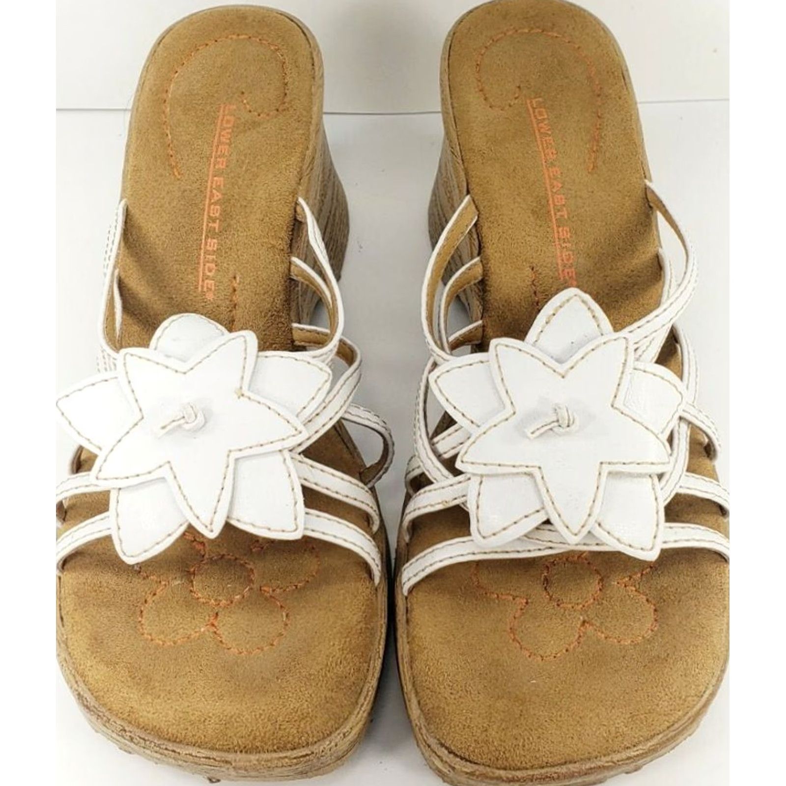 Vintage Lower East Side Wedge Slide Sandals Women's Size 9 White Leather with Flower Shoes Size US 9 / IT 39 - 2 Thumbnail