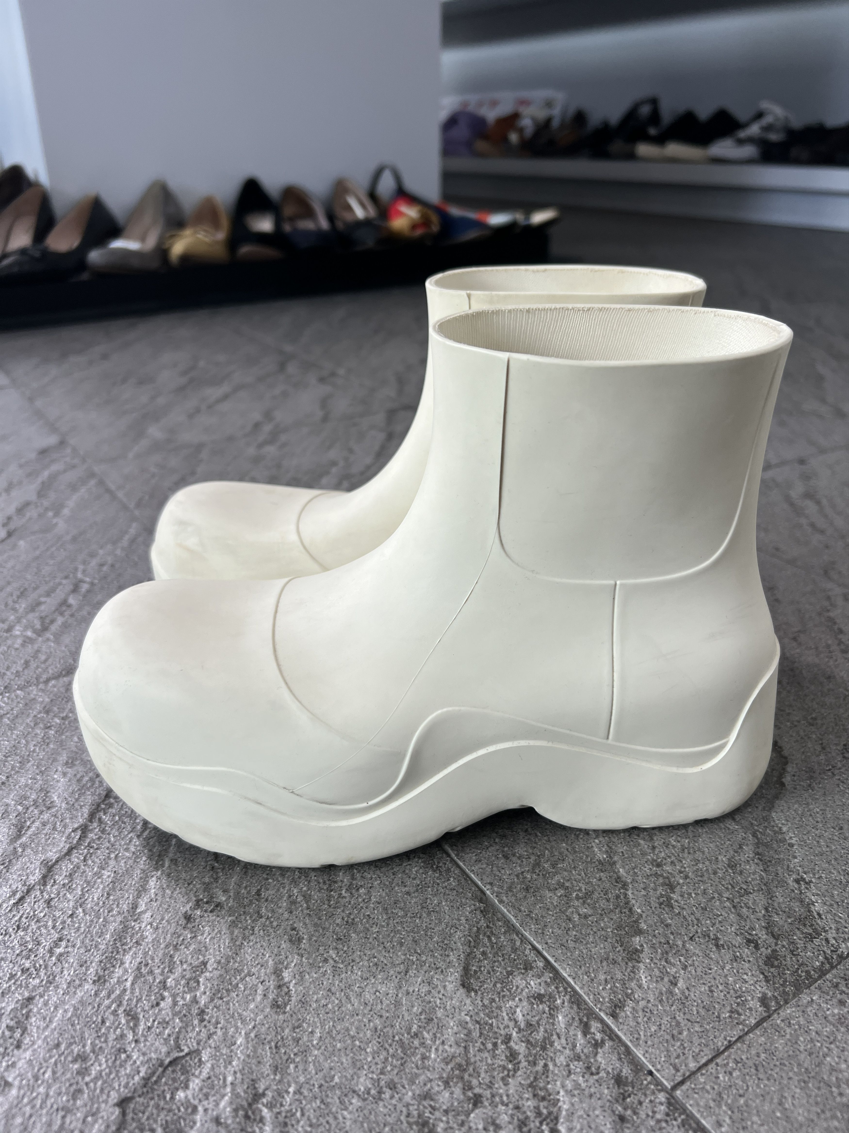 Bottega Veneta Bottega Veneta Puddle Boots White EU37 Rubber Size US 7 / IT 37 - 8 Thumbnail