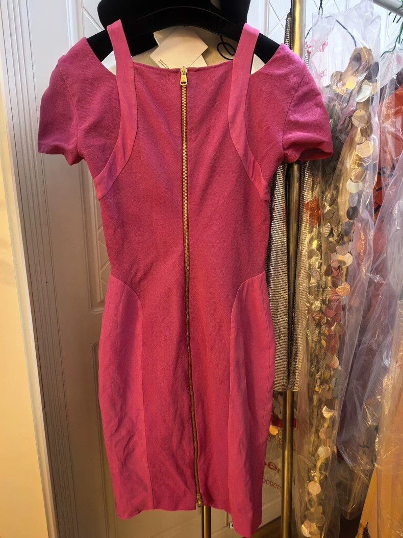 Versace Versace Rose red dress Size M / US 6-8 / IT 42-44 - 5 Thumbnail