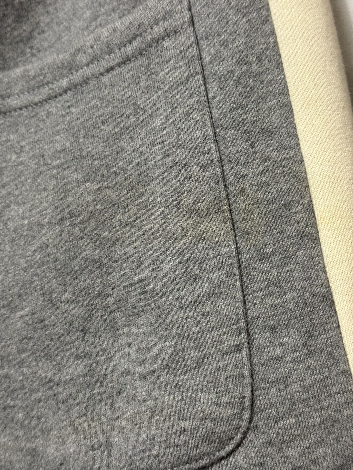 Fear of God Fear of God Essentials Side Stripe Sweatpants Grey SZ Sm🔥 Size US 32 / EU 48 - 8 Thumbnail