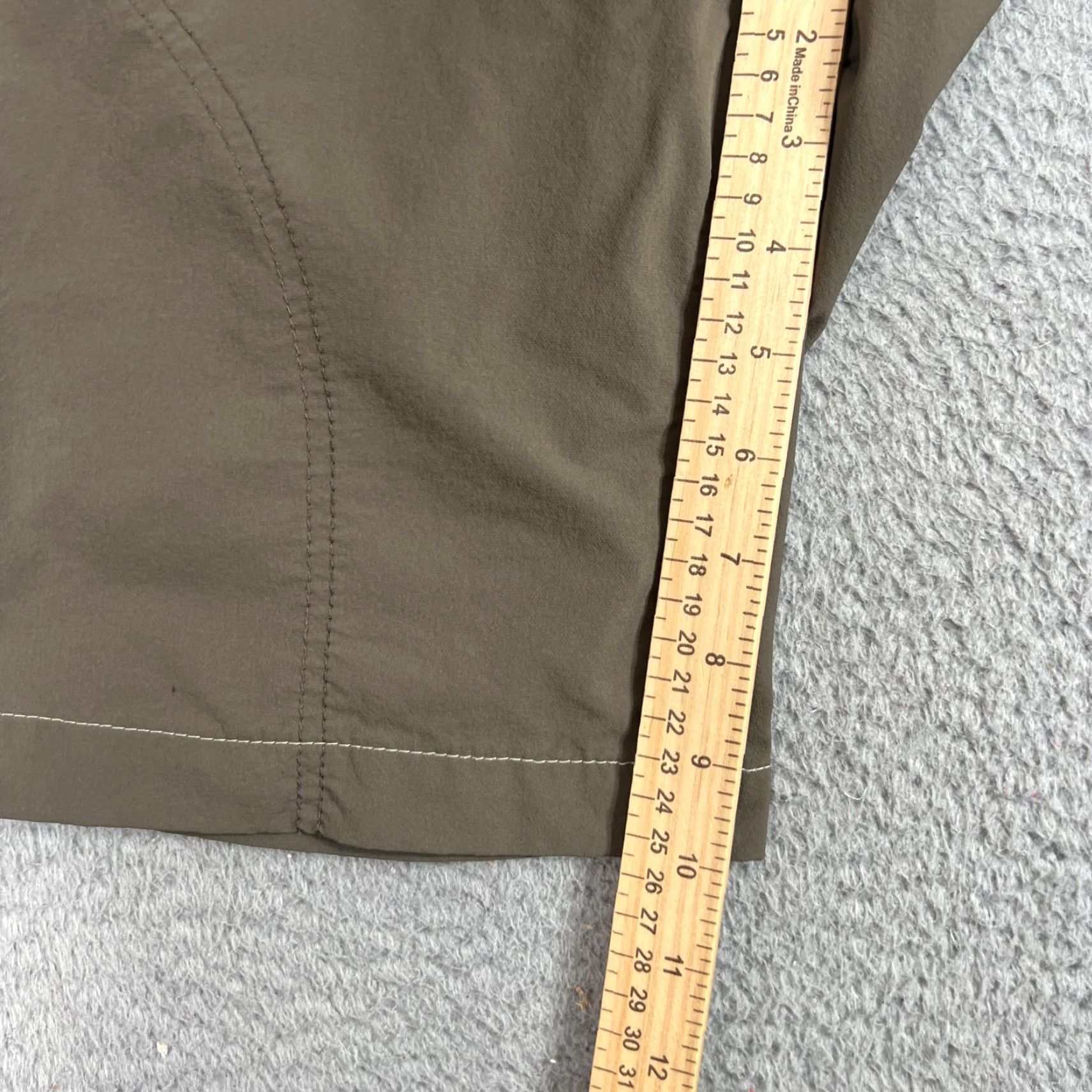 Vintage Kuhl Renegade Shorts Mens 30 Brown Outdoor Performance Lightweight Hiking Size US 30 / EU 46 - 3 Thumbnail