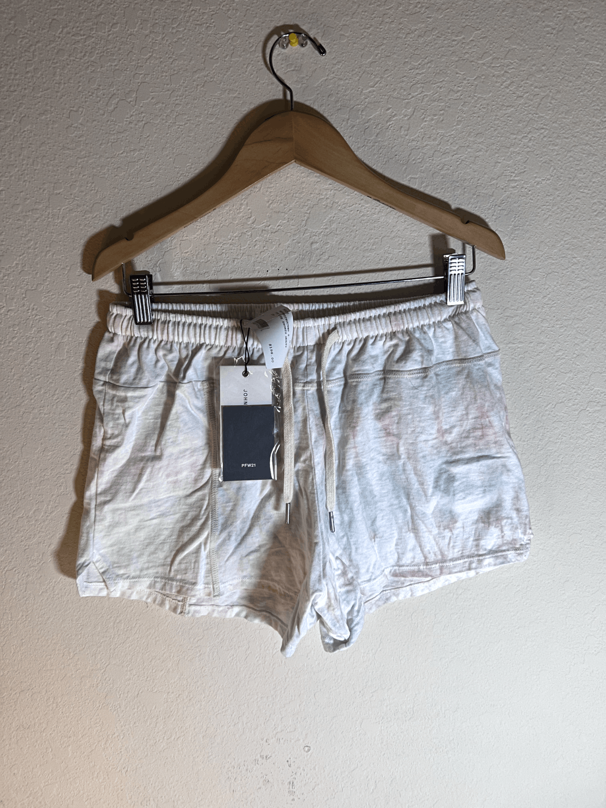 John Elliott John Elliott Women's US M/2 Reconstructed Tie Dye Shorts Size 28" / US 6 / IT 42 - 1 Thumbnail