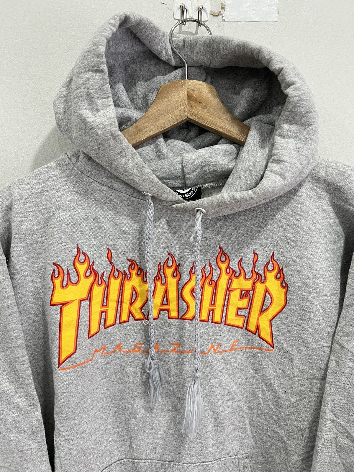 Thrasher Vintage Y2K Thrasher Hoodie Sweater flames fire skate Size US S / EU 44-46 / 1 - 2 Thumbnail