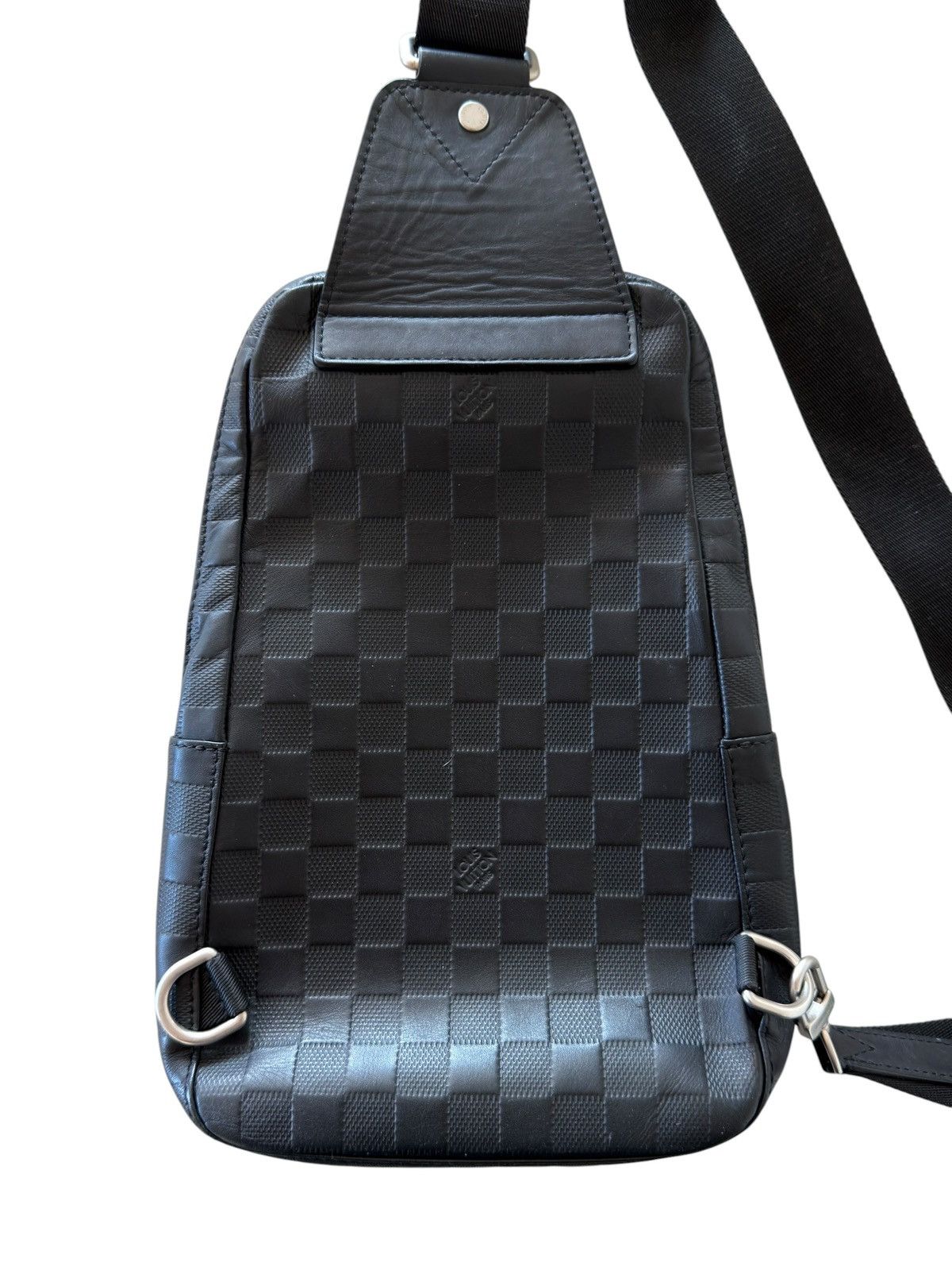 Louis Vuitton Louis Vuitton Damier Infini Black Leather Avenue Sling Bag Size ONE SIZE - 4 Thumbnail