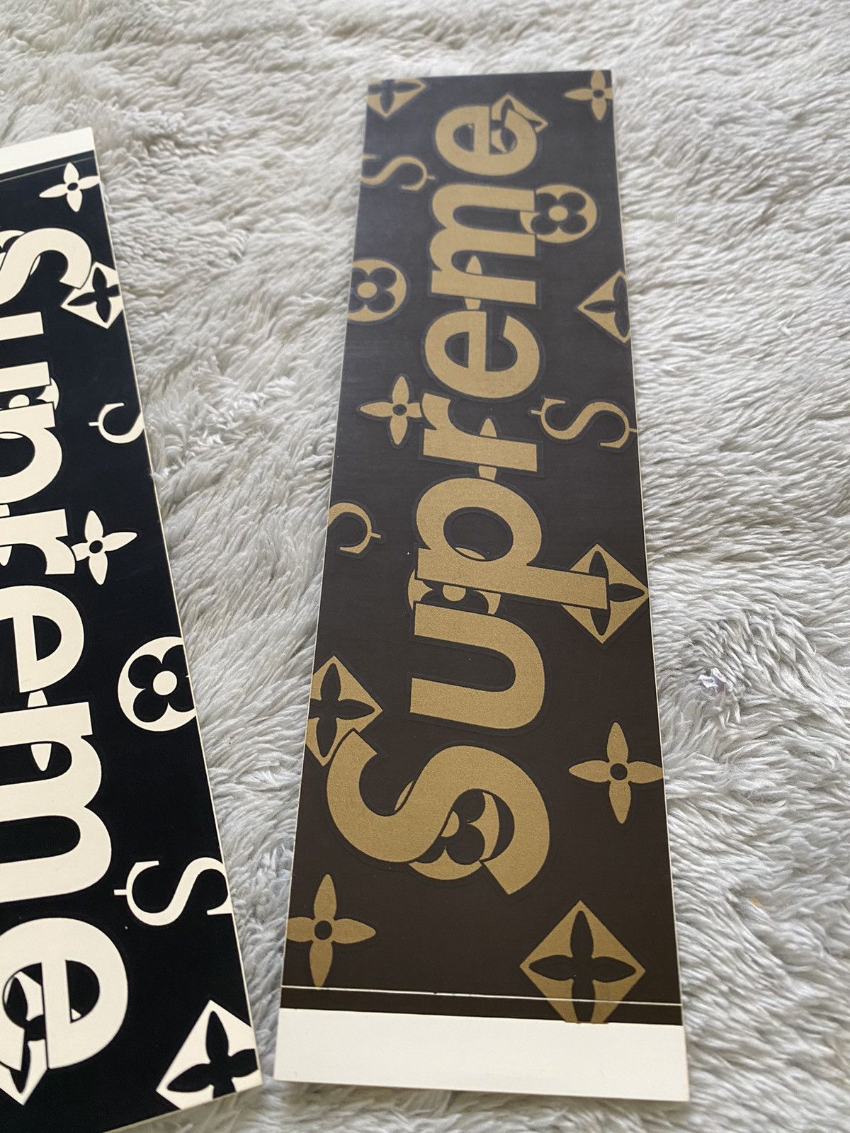 Louis Vuitton × Supreme Supreme Louis Vuitton box logo sticker set of 2 authentic Size ONE SIZE - 7 Thumbnail