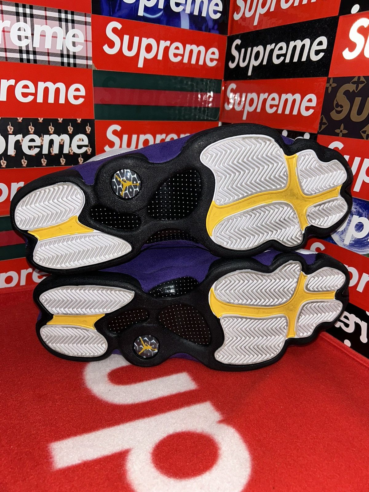 Jordan Brand Jordan 13 Retro Lakers 414571-105 size 13 VNDS Size US 13 / EU 46 - 5 Thumbnail