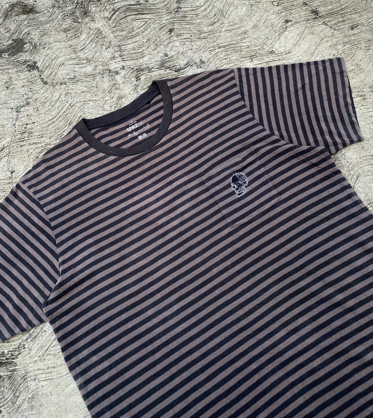 Andy Warhol × Uniqlo Andy Warhol x Uniqlo Skull Stripe Pocket Tshirt Size US XL / EU 56 / 4 - 3 Thumbnail