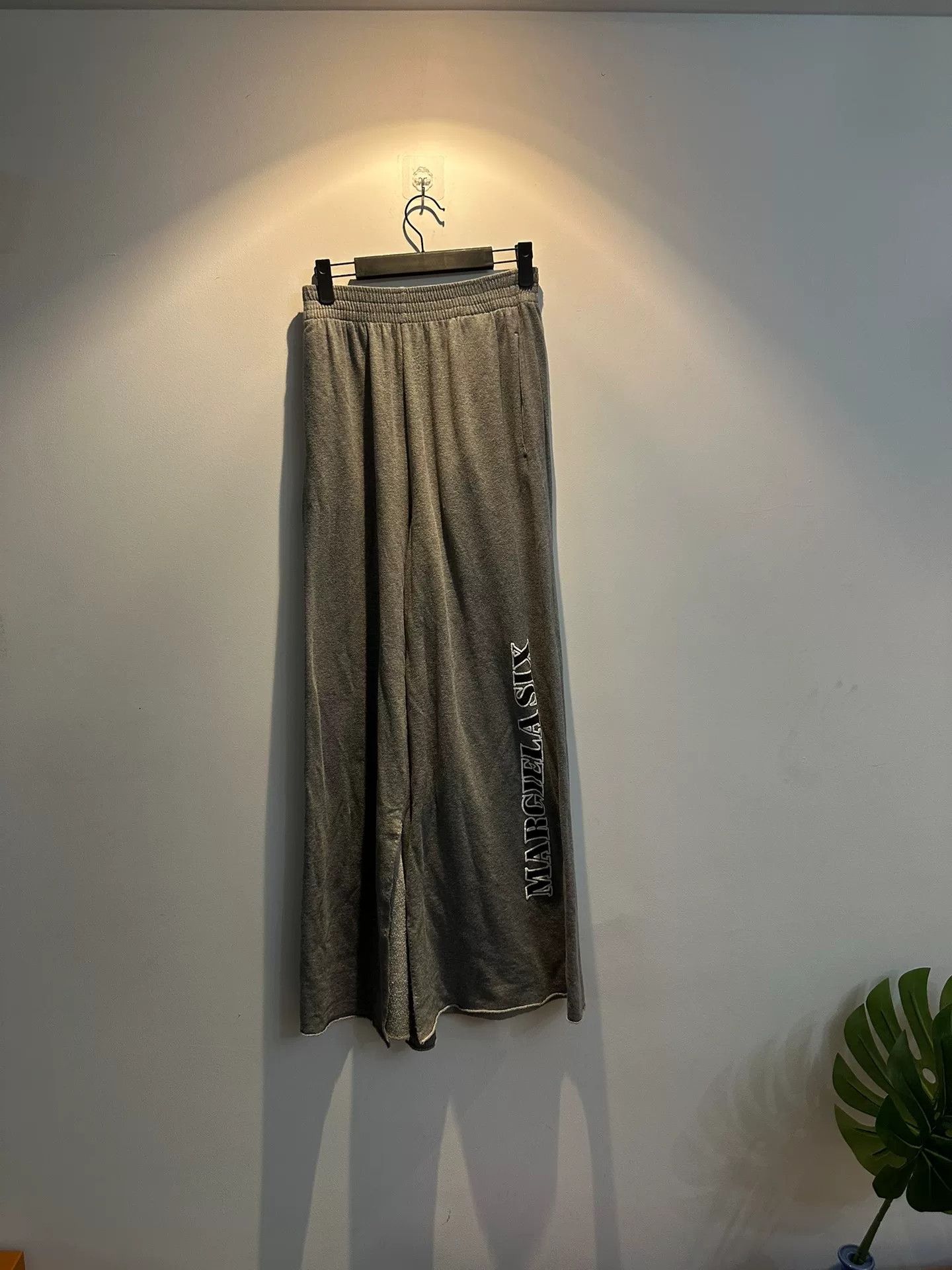 MM6 gray MM6 Maison Margiela sweatpants Size 23" - 1 Thumbnail