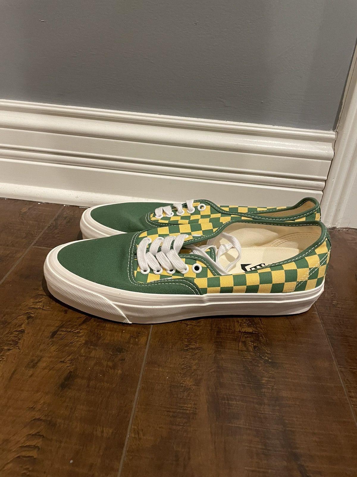 Vans LX AUTHENTIC 44 - CHECKERBOARD FAIRWAY Size US 9.5 / EU 42-43 - 2 Thumbnail
