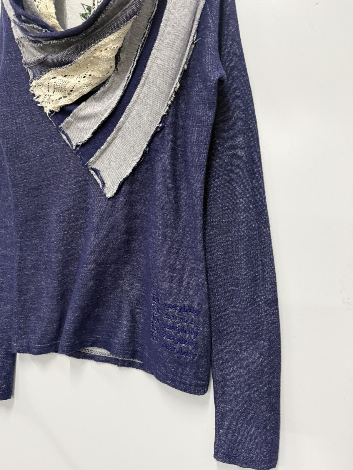 Desigual 🔥 Desigual Art Of Spanish Designer Shawl Collar soft Sweat Size XS / US 0-2 / IT 36-38 - 2 Thumbnail