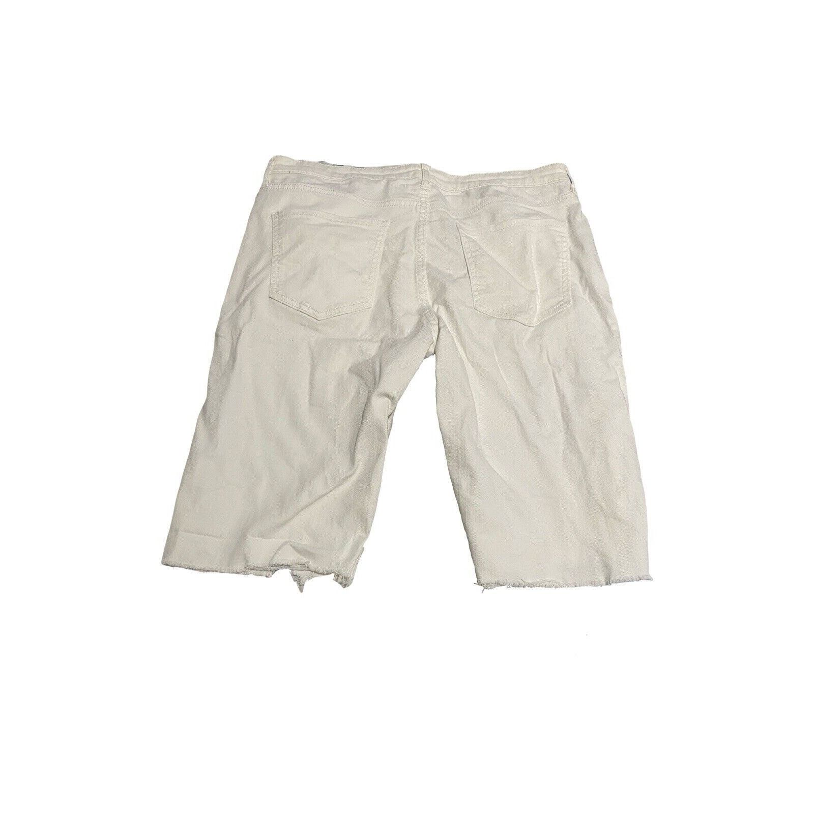Other Distressed White Shorts Men’s W32 Raw Hem Size US 32 / EU 48 - 2 Thumbnail