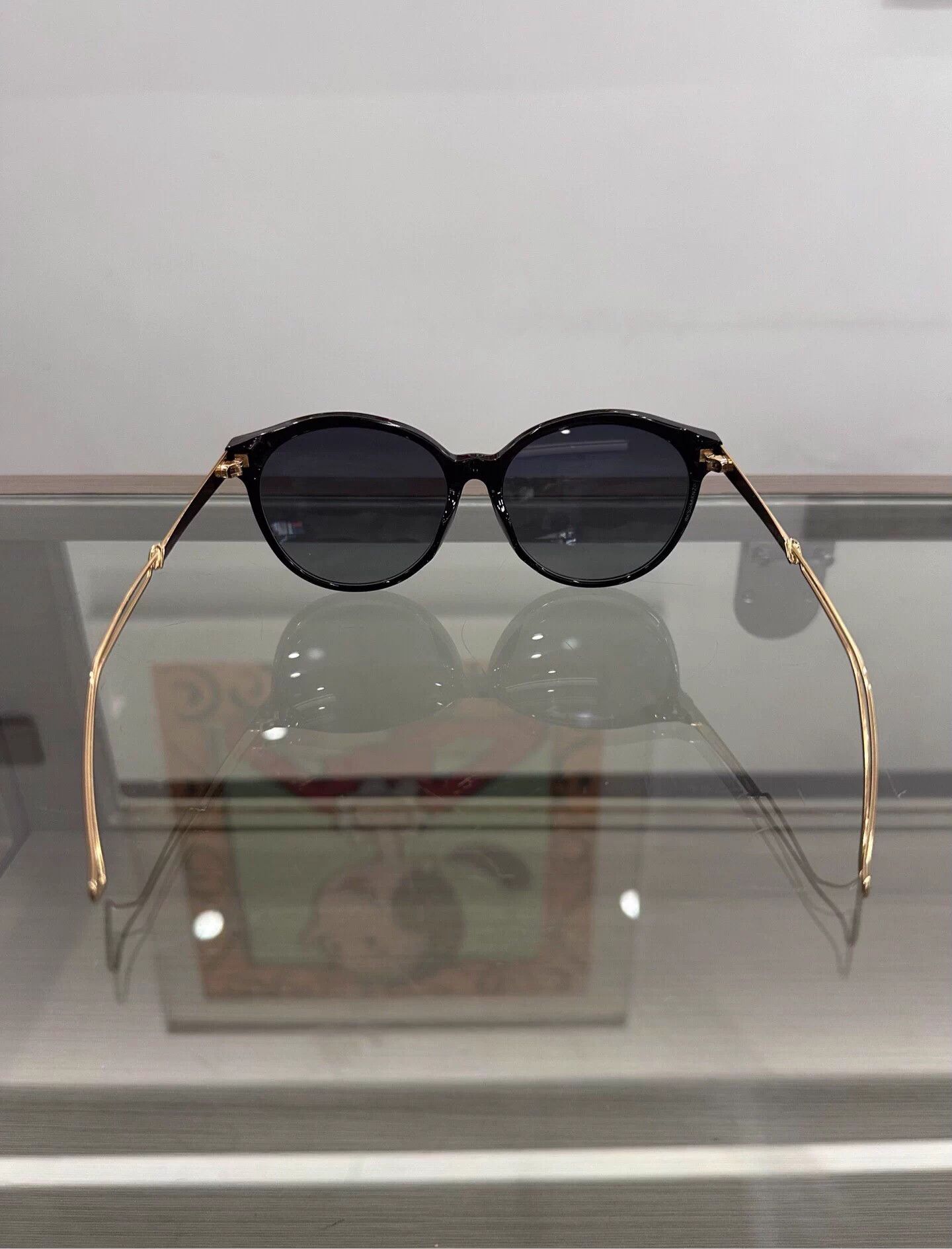Dior Dior black side gold logo shades Size ONE SIZE - 5 Thumbnail