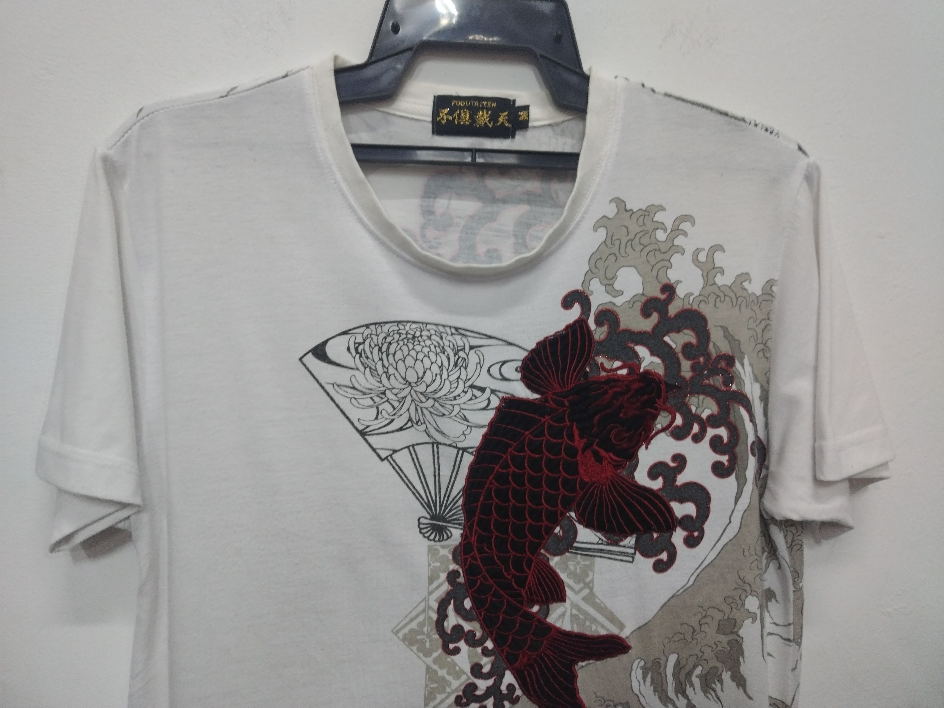 Vintage 🔥Rare Vtg Koi fish japanesse embroidery logo sukajan Tshirt Size US M / EU 48-50 / 2 - 3 Thumbnail