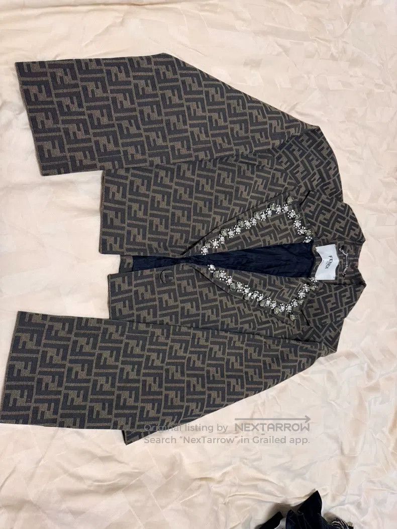 Fendi Fendi Diamond Collar Branded Jacket Size XXS / US 00 / IT 34 - 2 Thumbnail