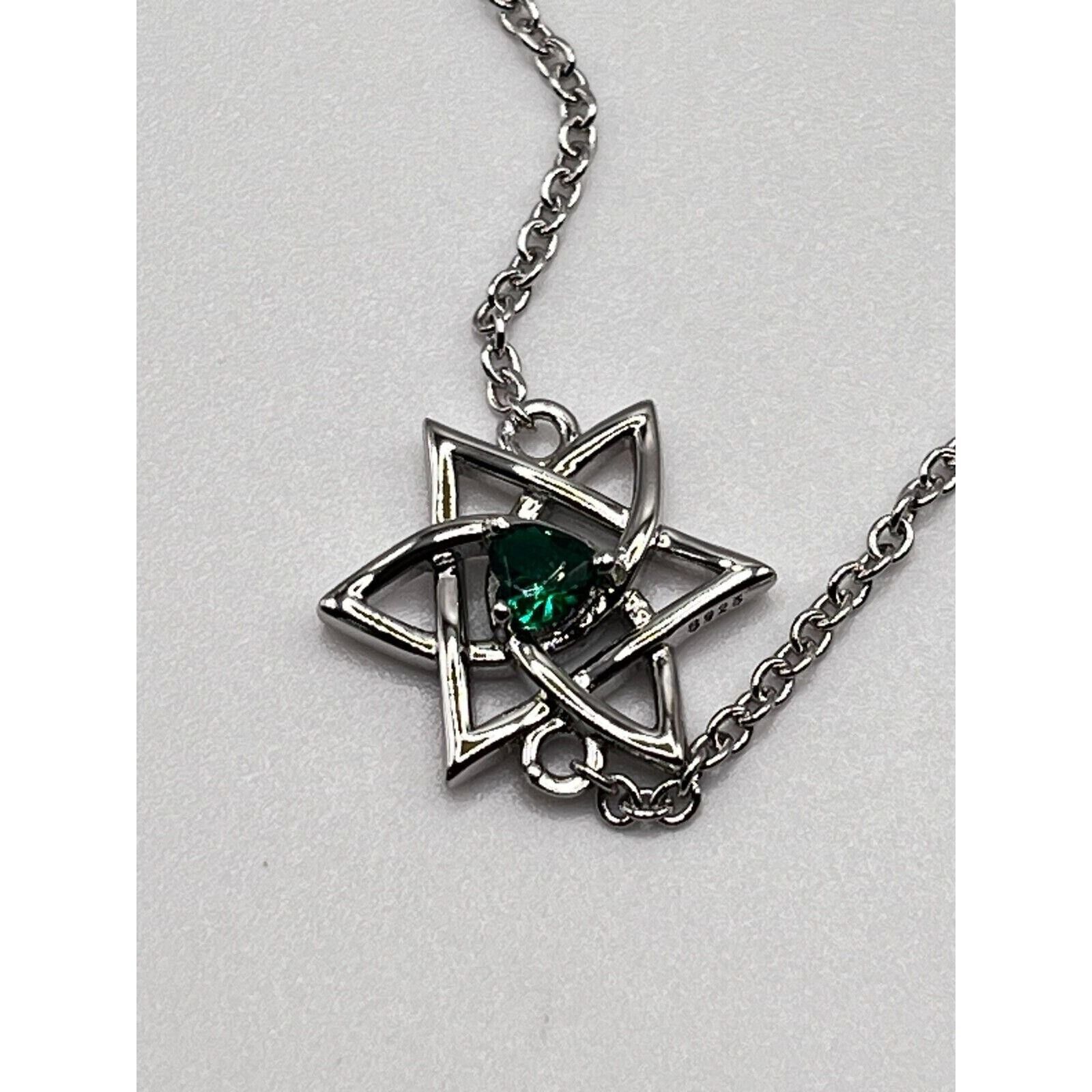 The Unbranded Brand Sterling Star of David Bracelet w Round Simulated Emerald 8" Size ONE SIZE - 4 Thumbnail