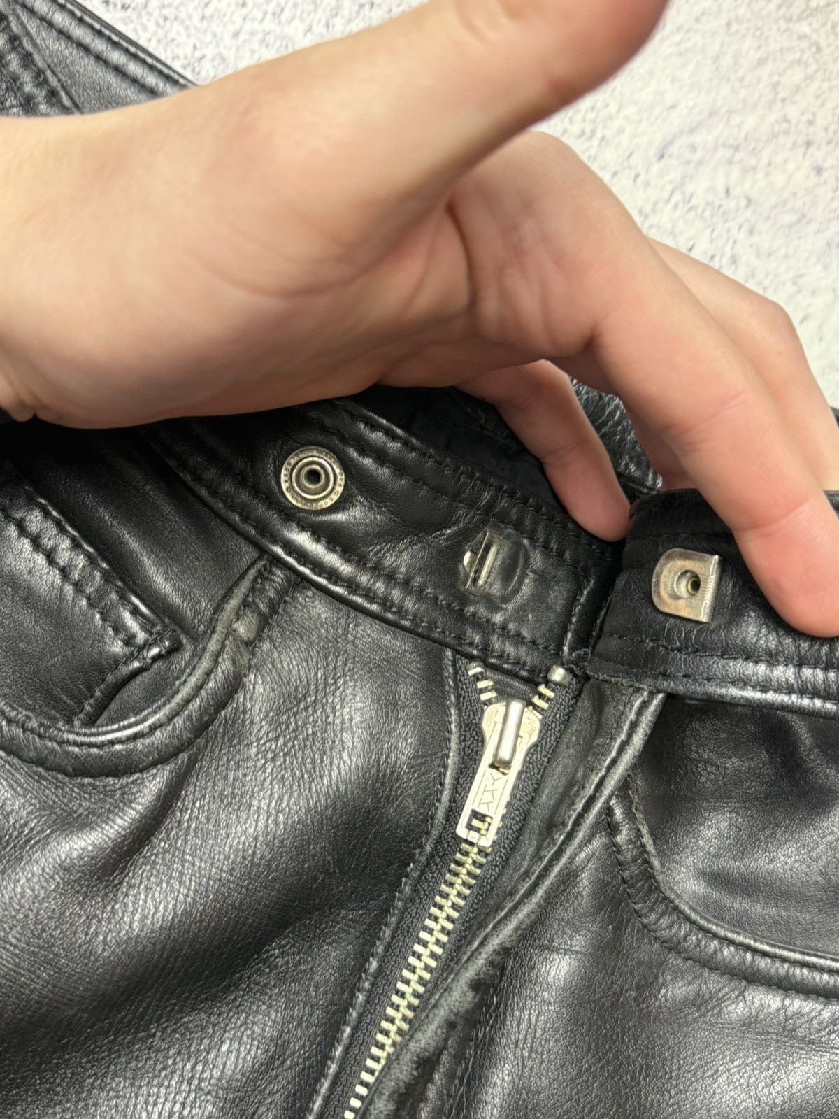 Leather Mens Vintage Biker Leather Pants stripe's Japanese brand y2k Size US 31 - 17 Thumbnail