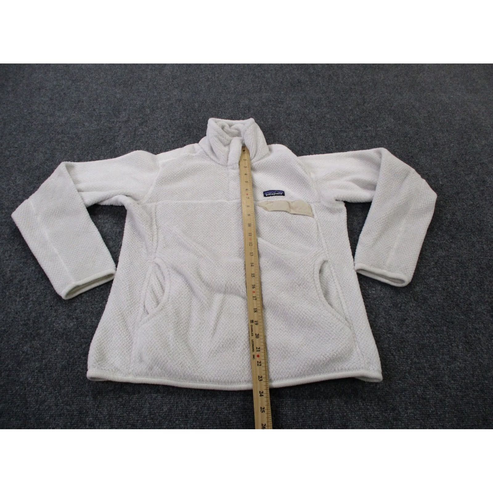 Patagonia Patagonia Jacket Womens M White Snap Fleece Solid Outdoor Casual 25442 Mens Womens Size M / US 6-8 / IT 42-44 - 4 Thumbnail