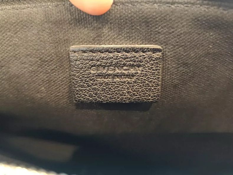 Givenchy Givenchy Men's black leather clutch, fine texture Size ONE SIZE - 4 Thumbnail