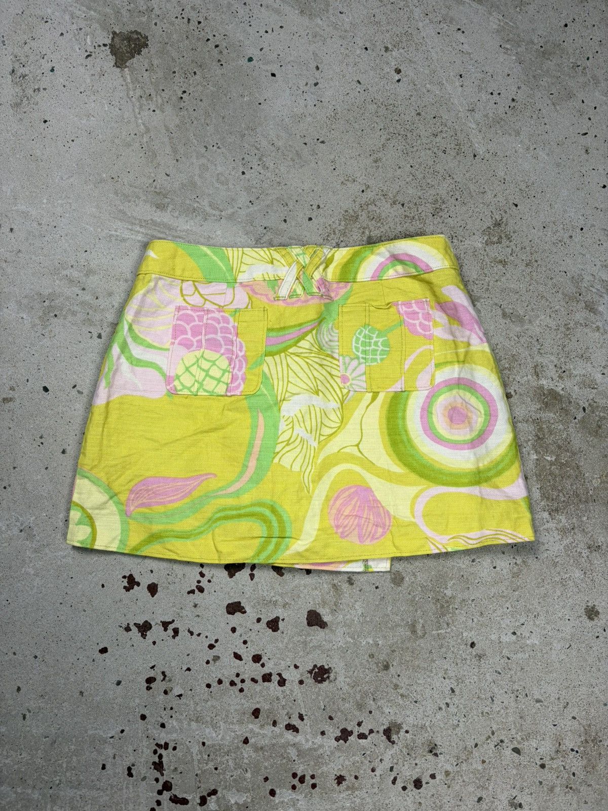 Dolce & Gabbana Vintage 2000s Dolce & Gabbana Linen Floral Print Mini Skirt Size 26" / US 2 / IT 38 - 2 Thumbnail