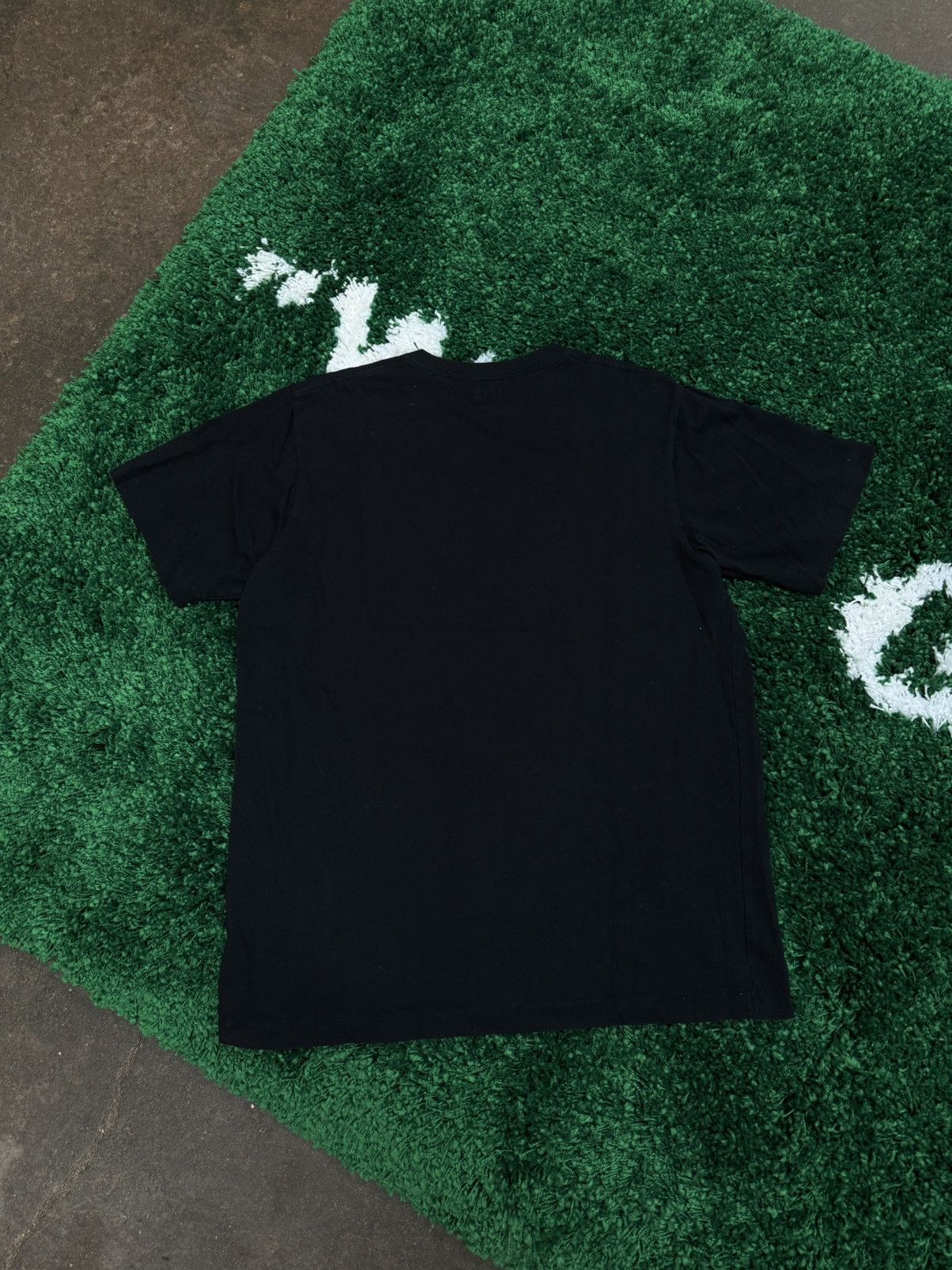 Kaws × Uniqlo KAWS x Uniqlo Clean Slate Tee Black Sz. Large Size US L / EU 52-54 / 3 - 4 Thumbnail