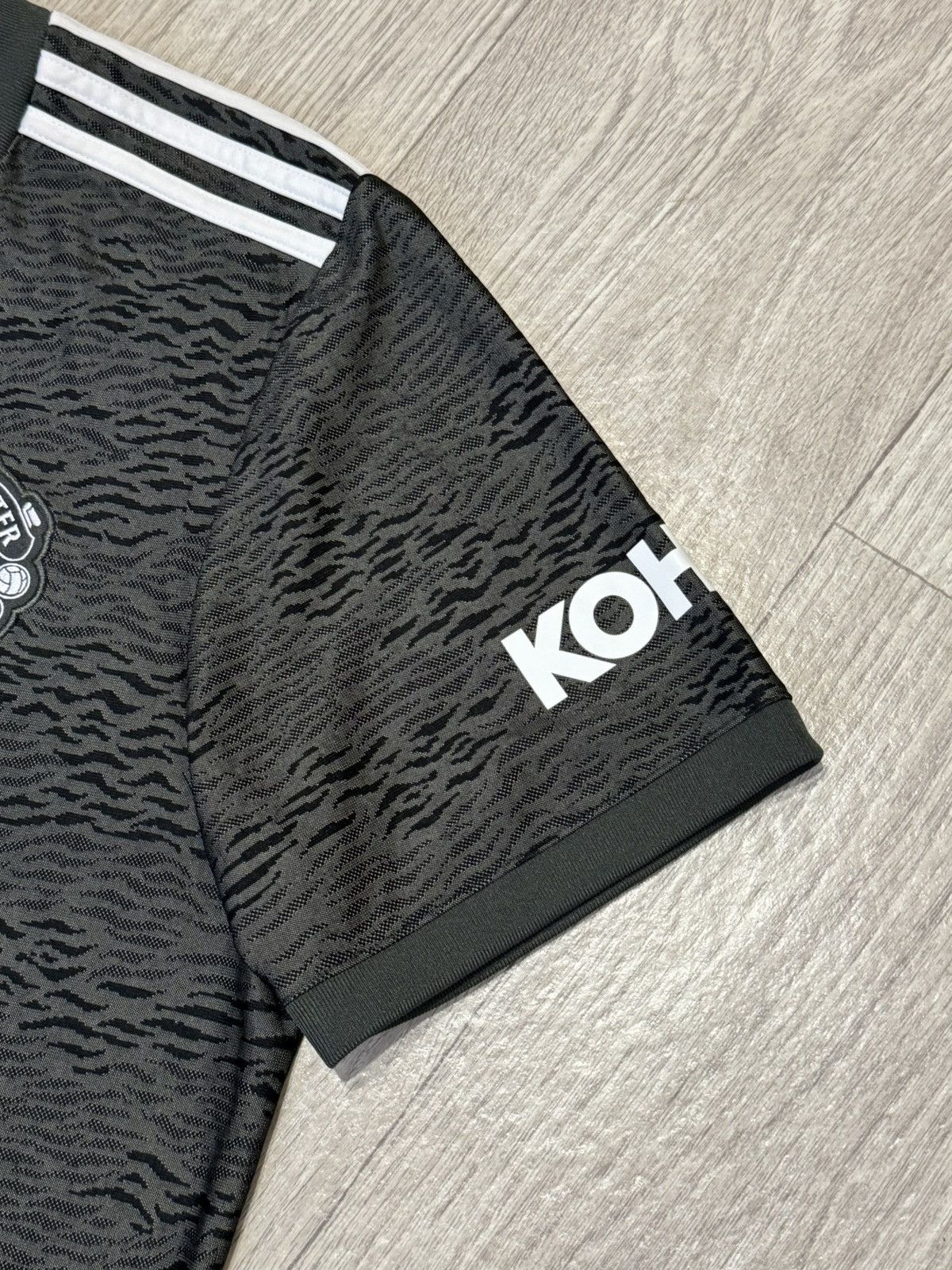 Adidas 🔷Adidas Manchester United 2020/21 Soccer jersey🔷 Size US L / EU 52-54 / 3 - 4 Thumbnail