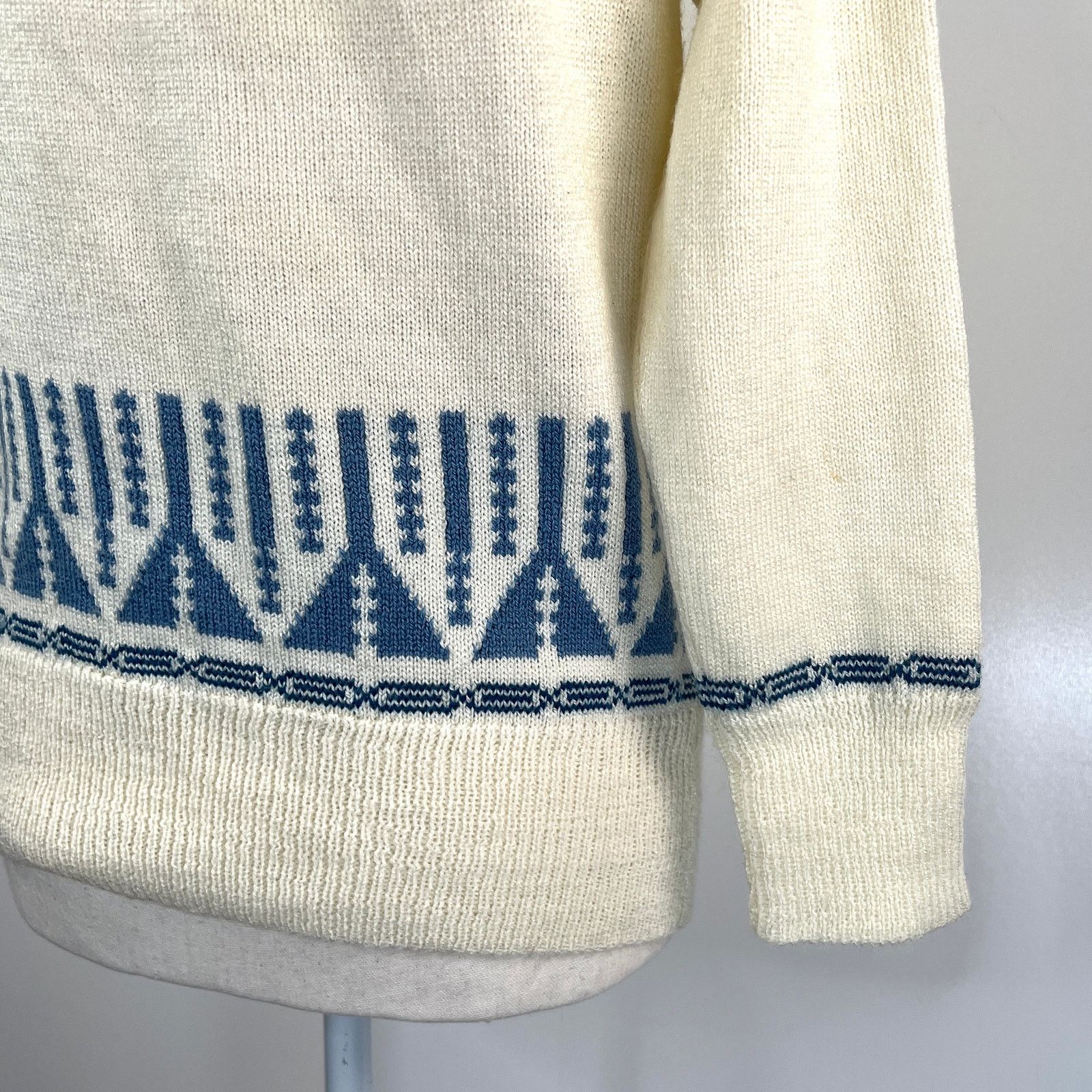 Vintage Vintage Cardigan Handmade Knit Fairisle Acrylic Size S / US 4 / IT 40 - 6 Thumbnail