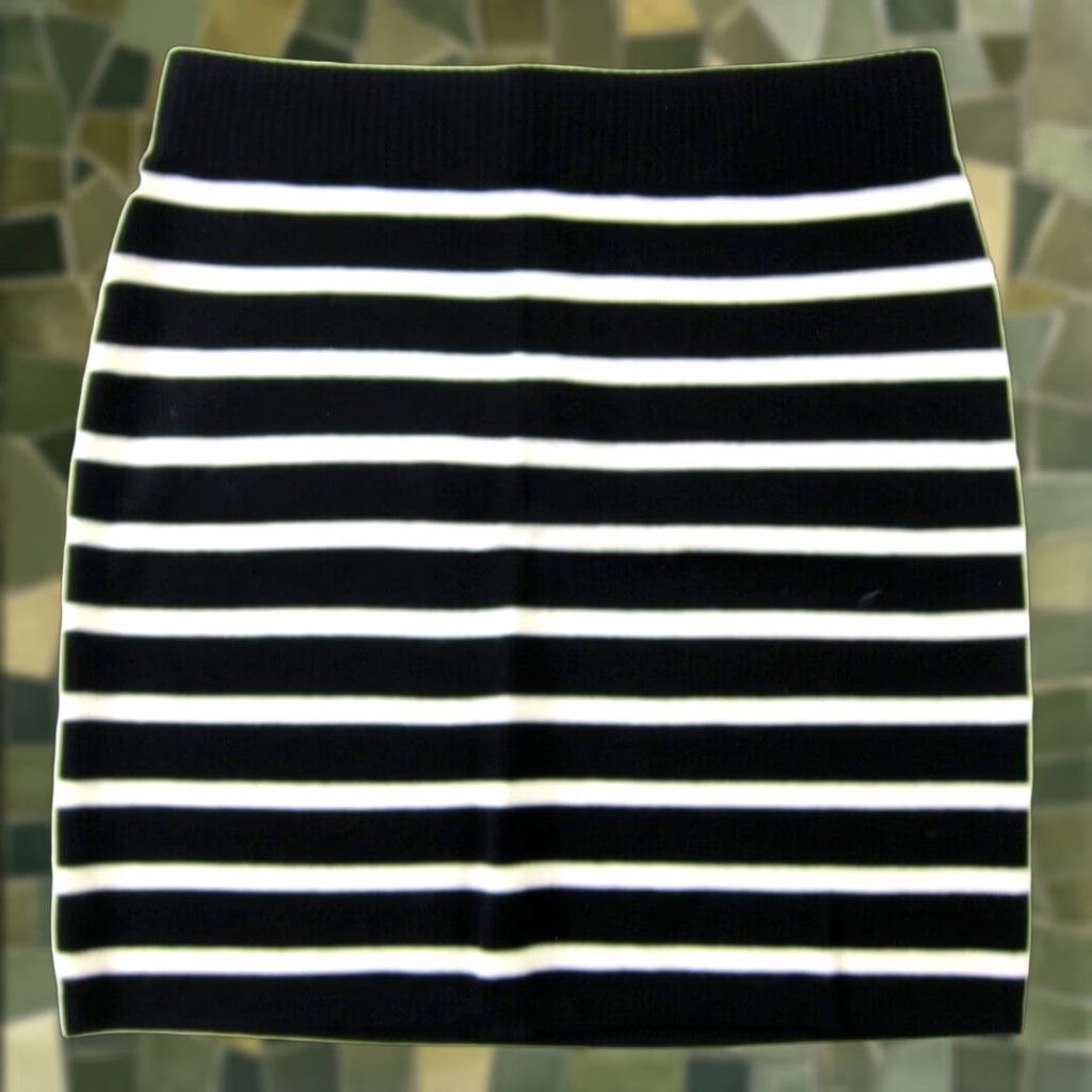 Loft NWT LOFT Ann Taylor Knit Black White Stripe Pencil Skirt Large - Wool Acrylic 34" Waist 21" Length Short 42" Hip Women's Regular Mockup Size L / US 10 / IT 46 - 1 Thumbnail