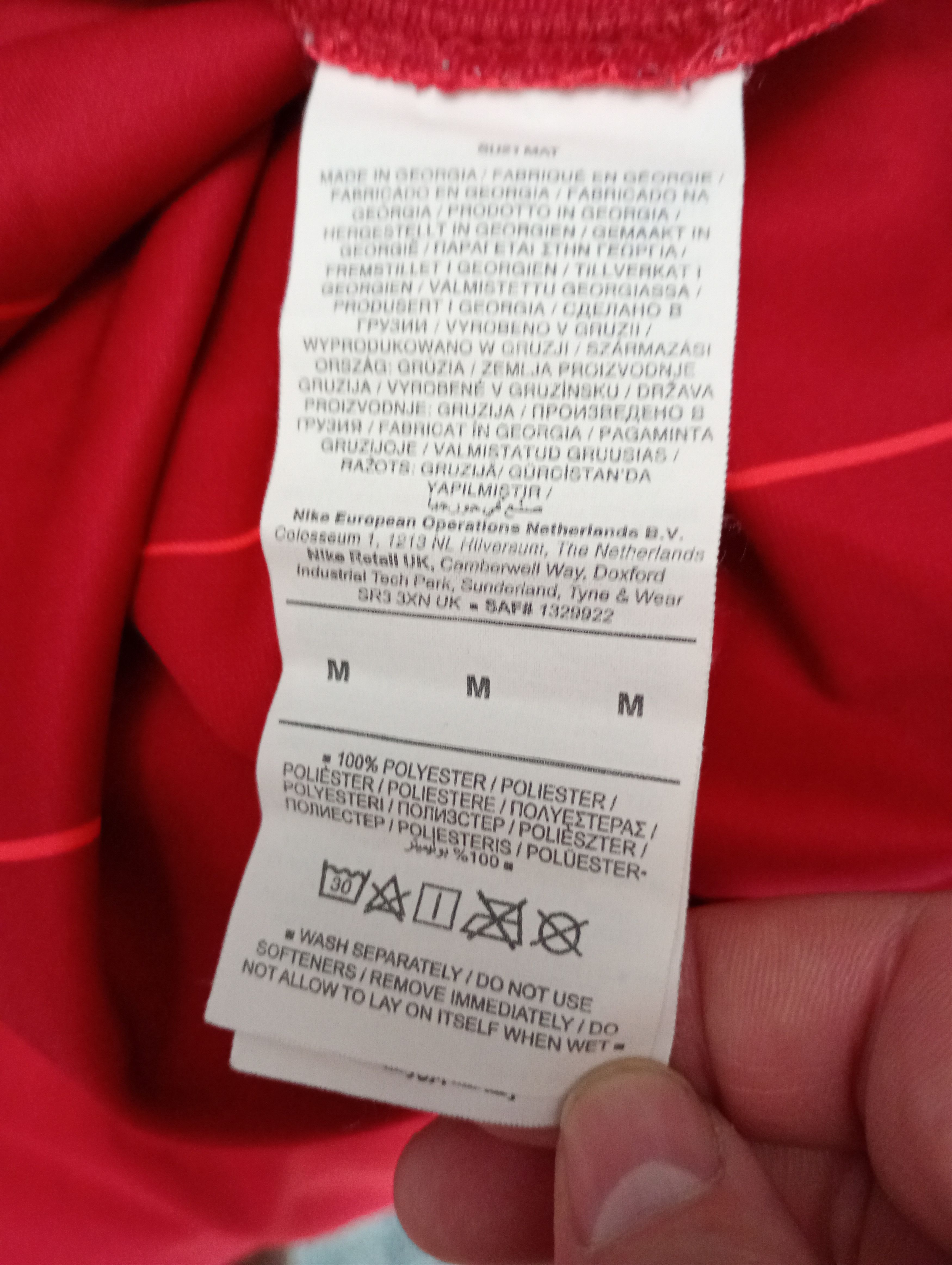 Nike Nike Liverpool FC Home Jersey 2021-2022 Size US M / EU 48-50 / 2 - 12 Thumbnail