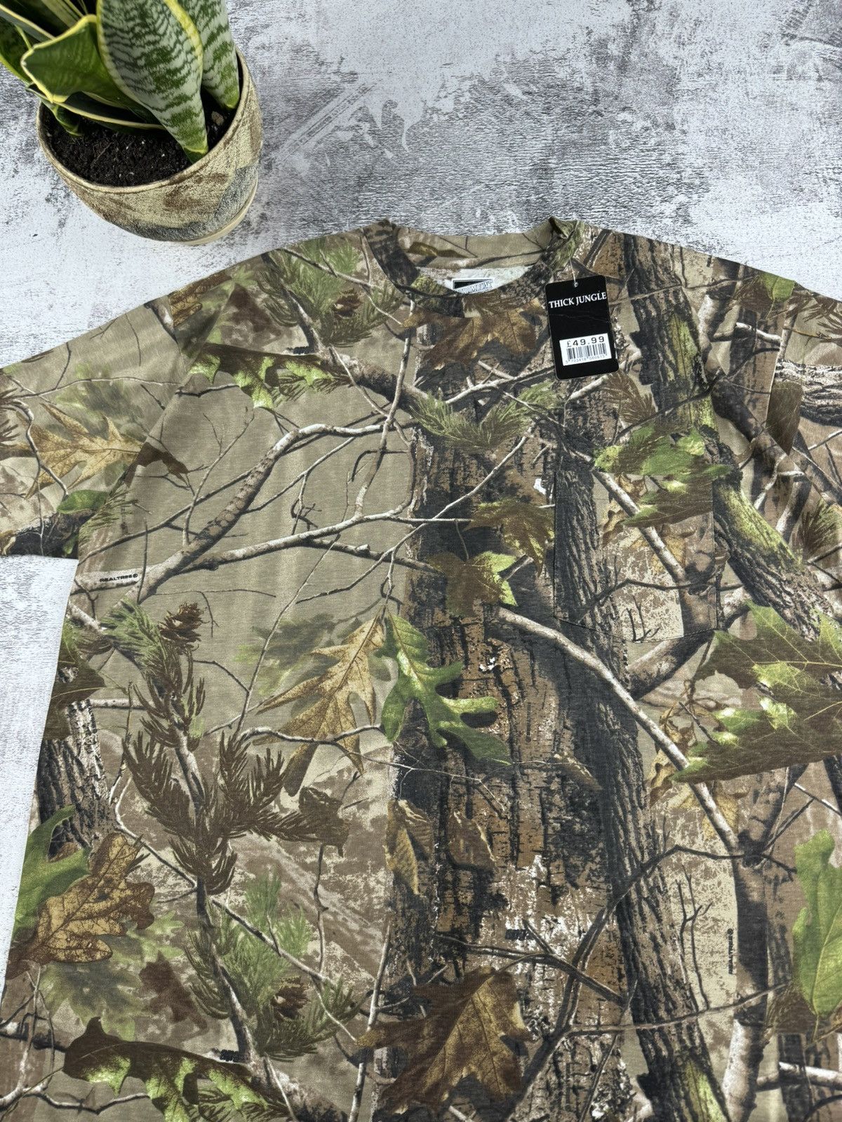 Realtree Vintage NEW Camo Realtree Thick Jungle Army Y2K T Shirt Tee Size US XXL / EU 58 / 5 - 6 Thumbnail