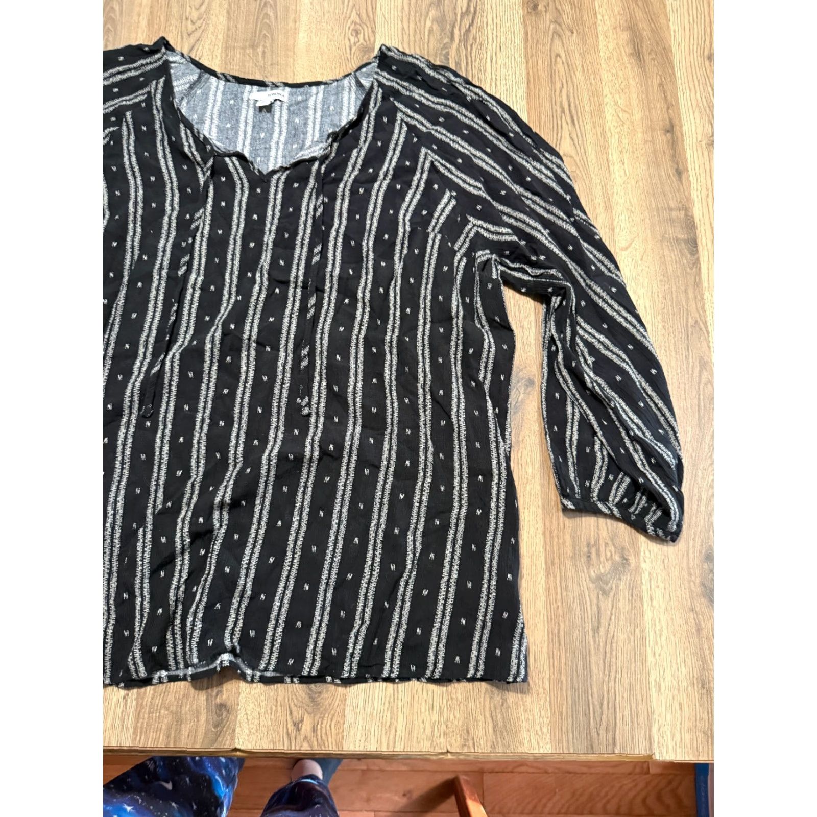 Vintage Sonoma Blouse Women's Plus Size 3X Black White Striped Long Sleeve V-neck Size XXL / US 16-18 / IT 52-54 - 4 Thumbnail